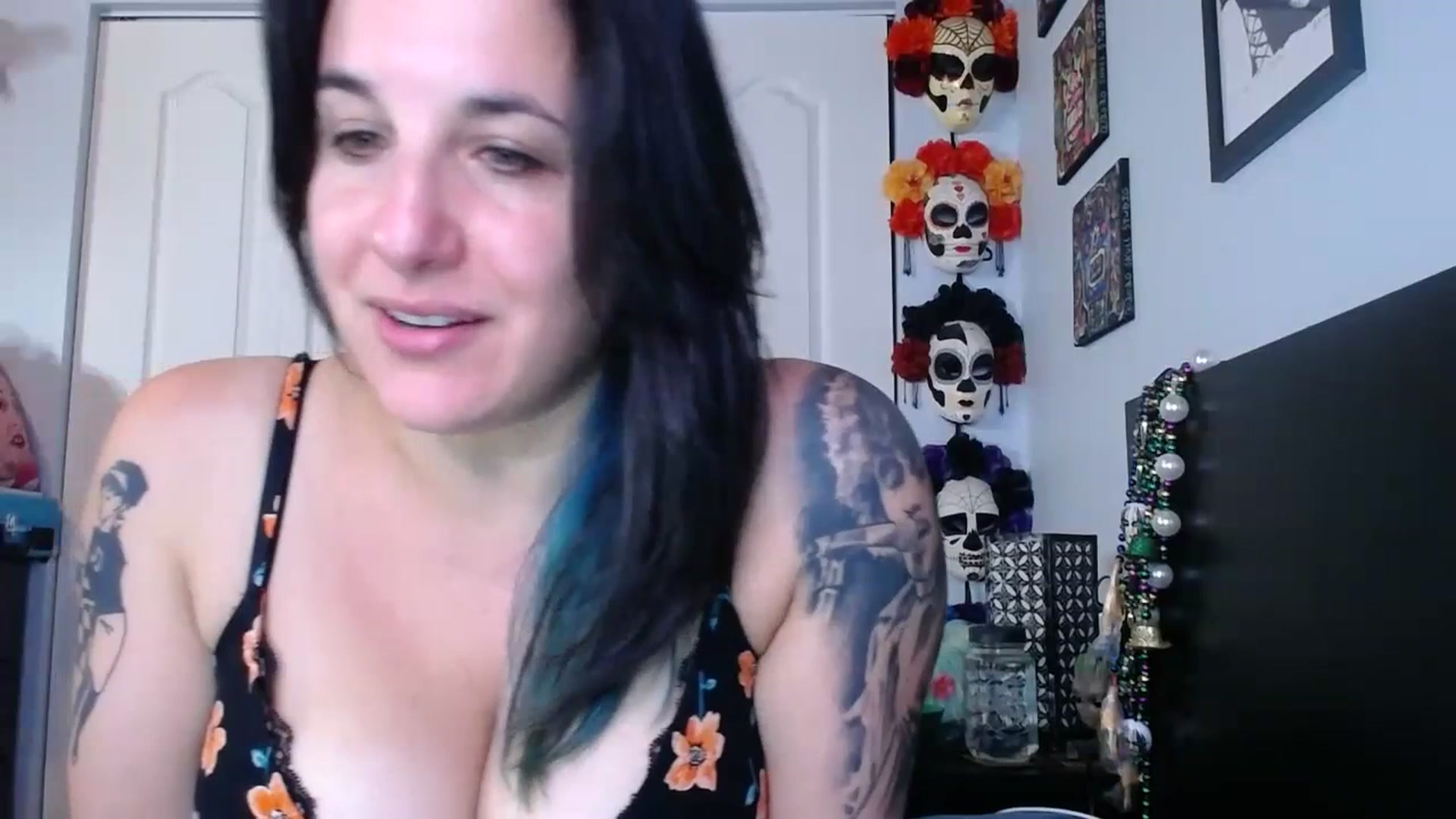 Gallery image thumbnail from abustybabe's myfreecams stream on, 07/12/2023, 20:35 image 1 of 20