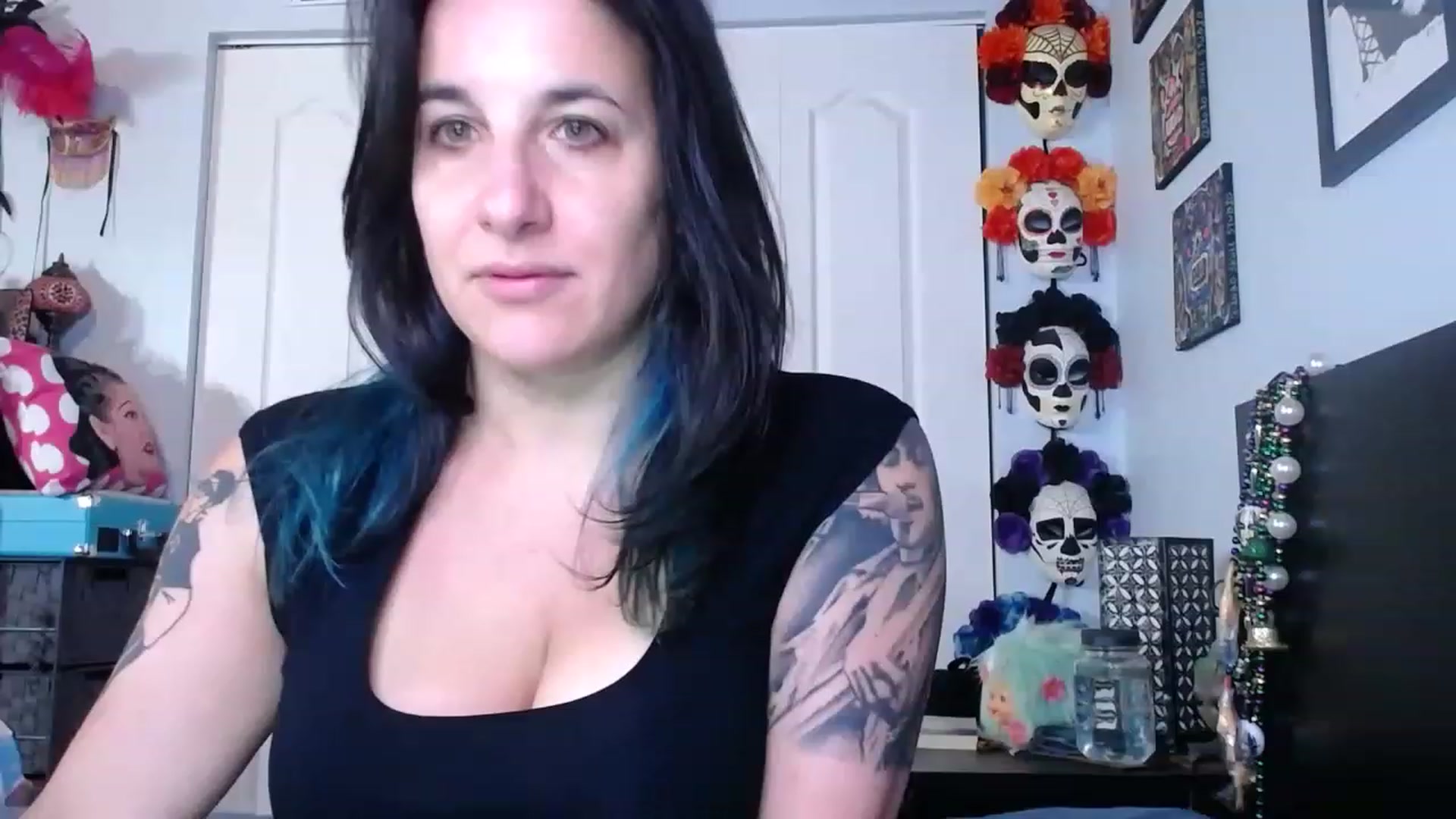 Gallery image thumbnail from abustybabe's myfreecams stream on, 07/13/2023, 20:40 image 1 of 20