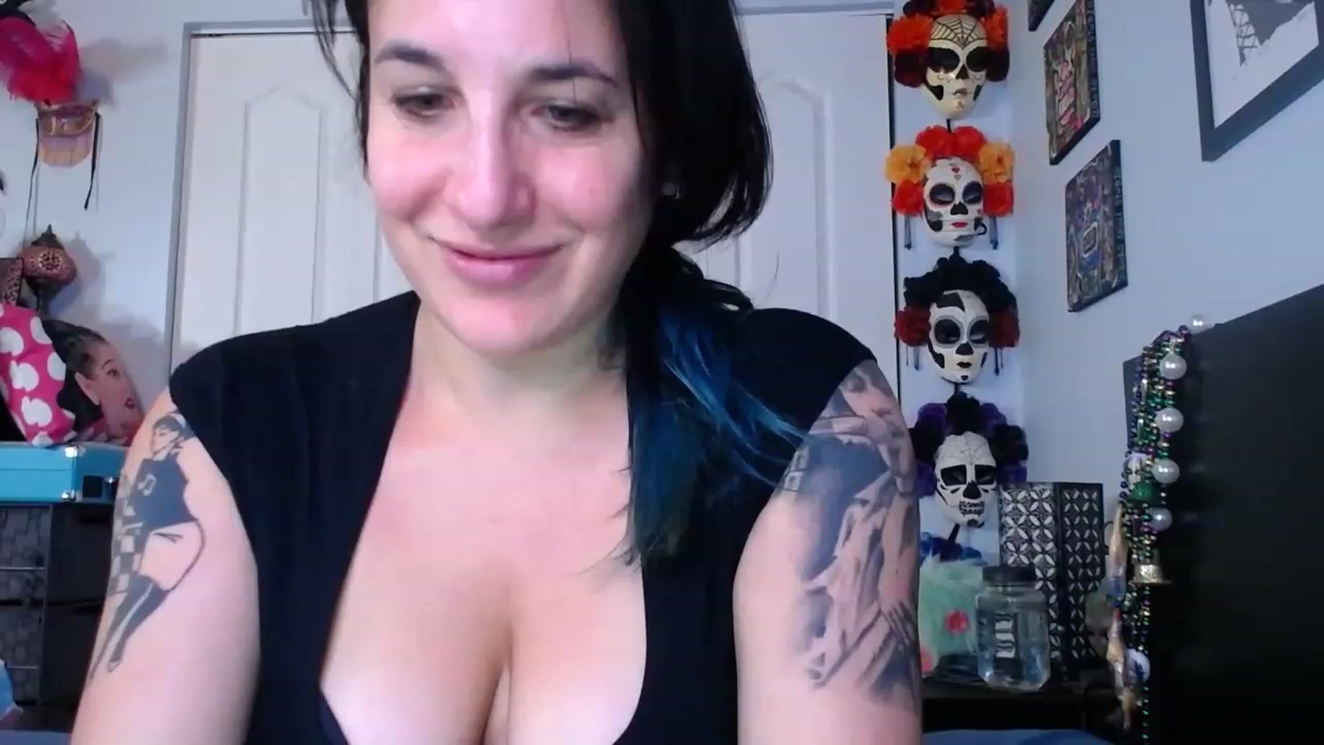 Gallery image thumbnail from abustybabe's myfreecams stream on, 07/13/2023, 20:40 image 3 of 20