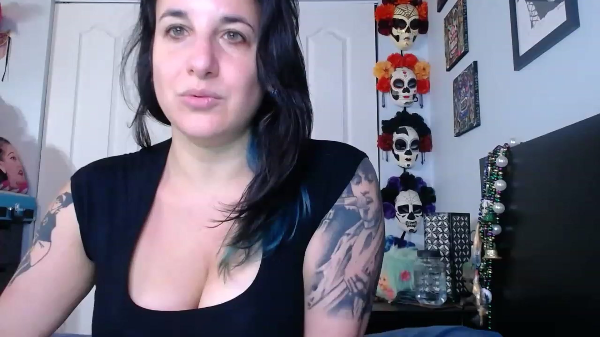 Gallery image thumbnail from abustybabe's myfreecams stream on, 07/13/2023, 20:40 image 12 of 20