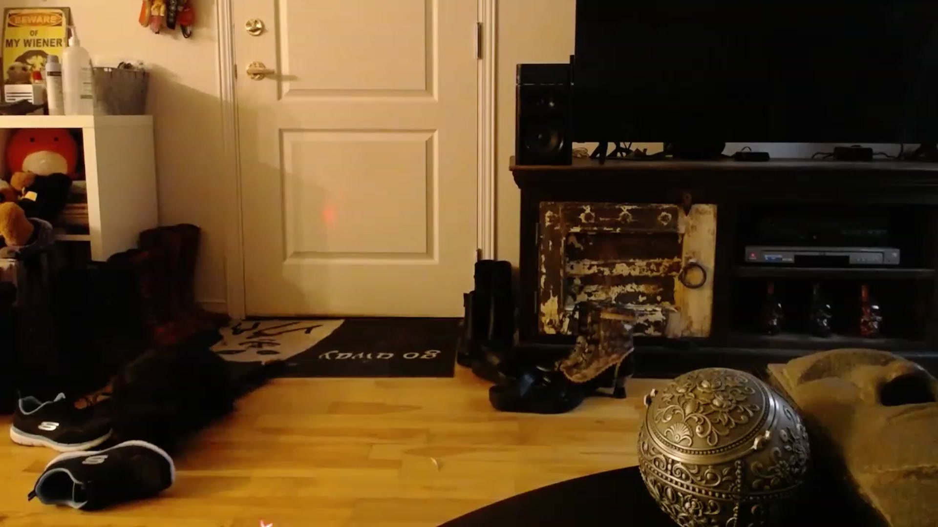 Gallery image thumbnail from abustybabe's myfreecams stream on, 07/13/2023, 22:09 image 13 of 20