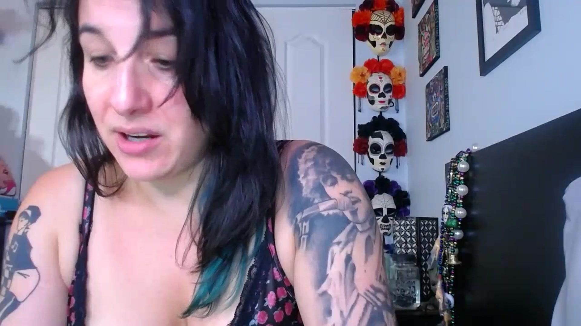 Gallery image thumbnail from abustybabe's myfreecams stream on, 07/17/2023, 21:56 image 16 of 20