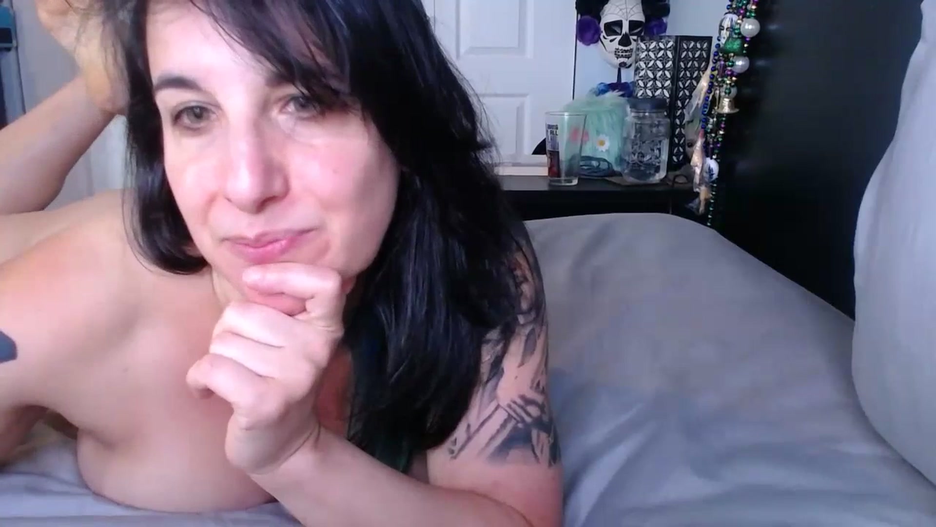 Gallery image thumbnail from abustybabe's myfreecams stream on, 07/17/2023, 21:56 image 9 of 20