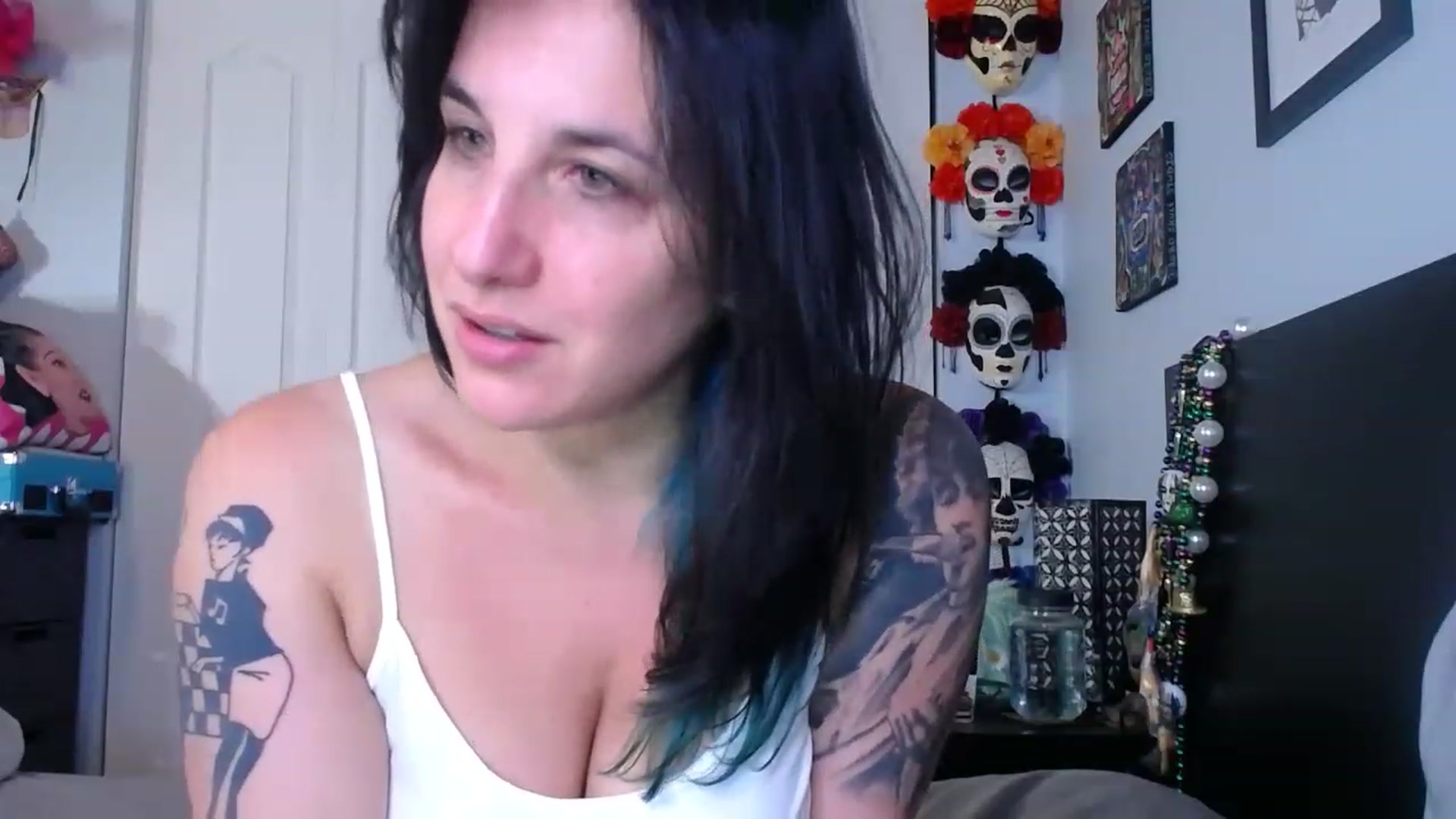 Gallery image thumbnail from abustybabe's myfreecams stream on, 07/18/2023, 20:37 image 6 of 20