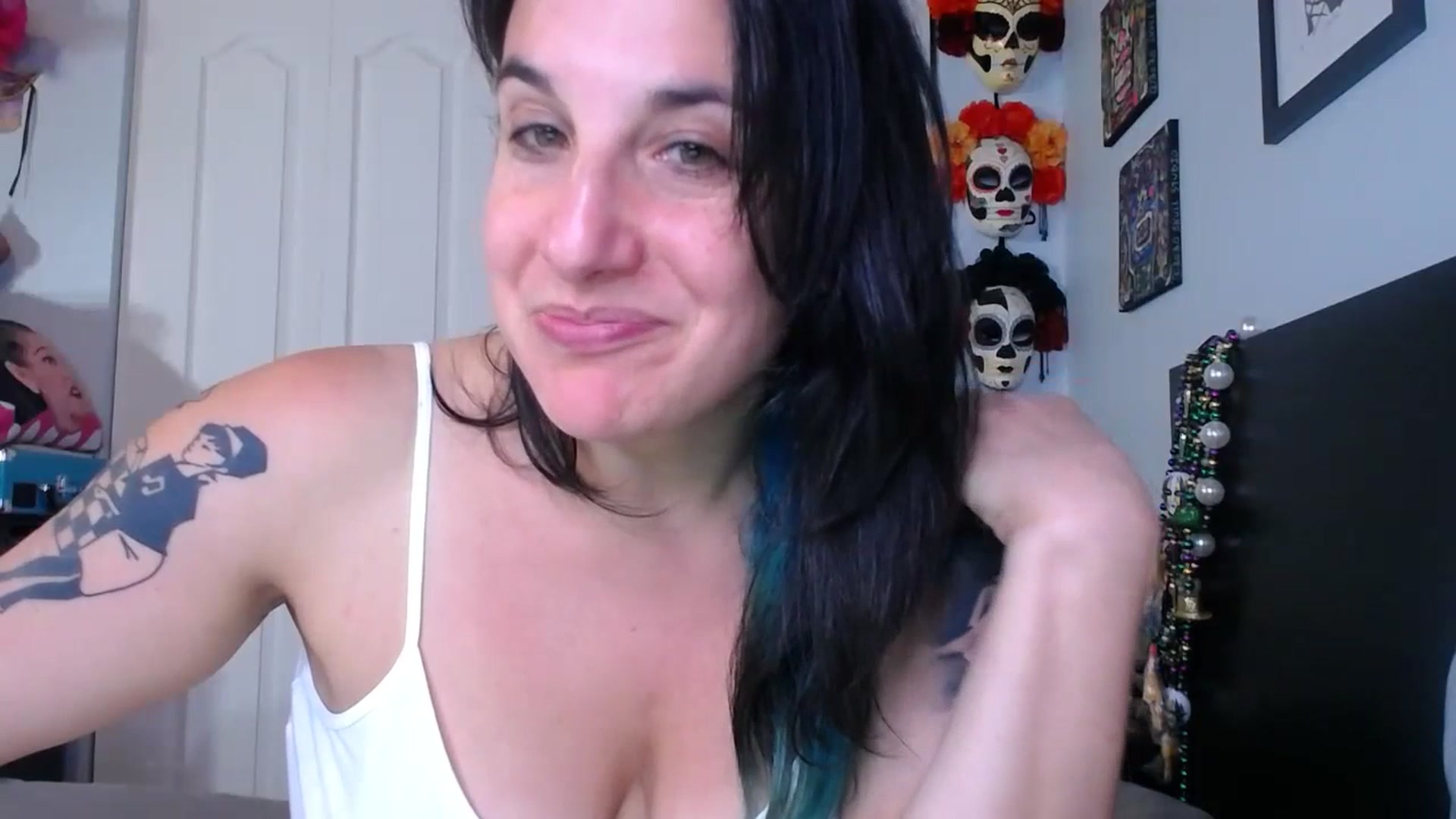 Gallery image thumbnail from abustybabe's myfreecams stream on, 07/18/2023, 20:37 image 12 of 20