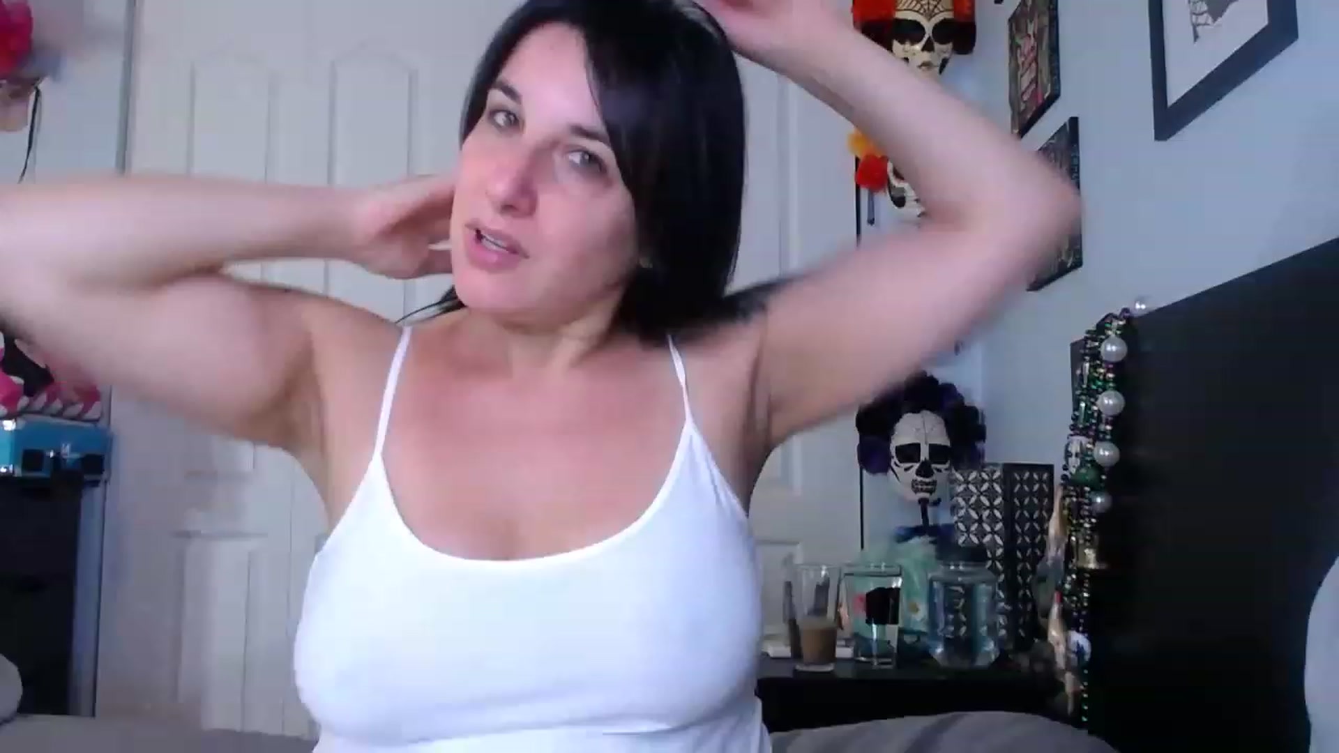 Gallery image thumbnail from abustybabe's myfreecams stream on, 07/18/2023, 20:37 image 7 of 20