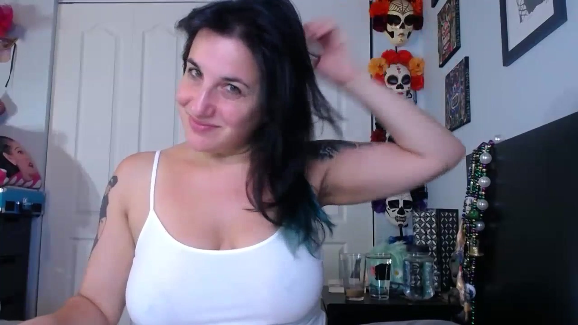 Gallery image thumbnail from abustybabe's myfreecams stream on, 07/18/2023, 20:37 image 15 of 20