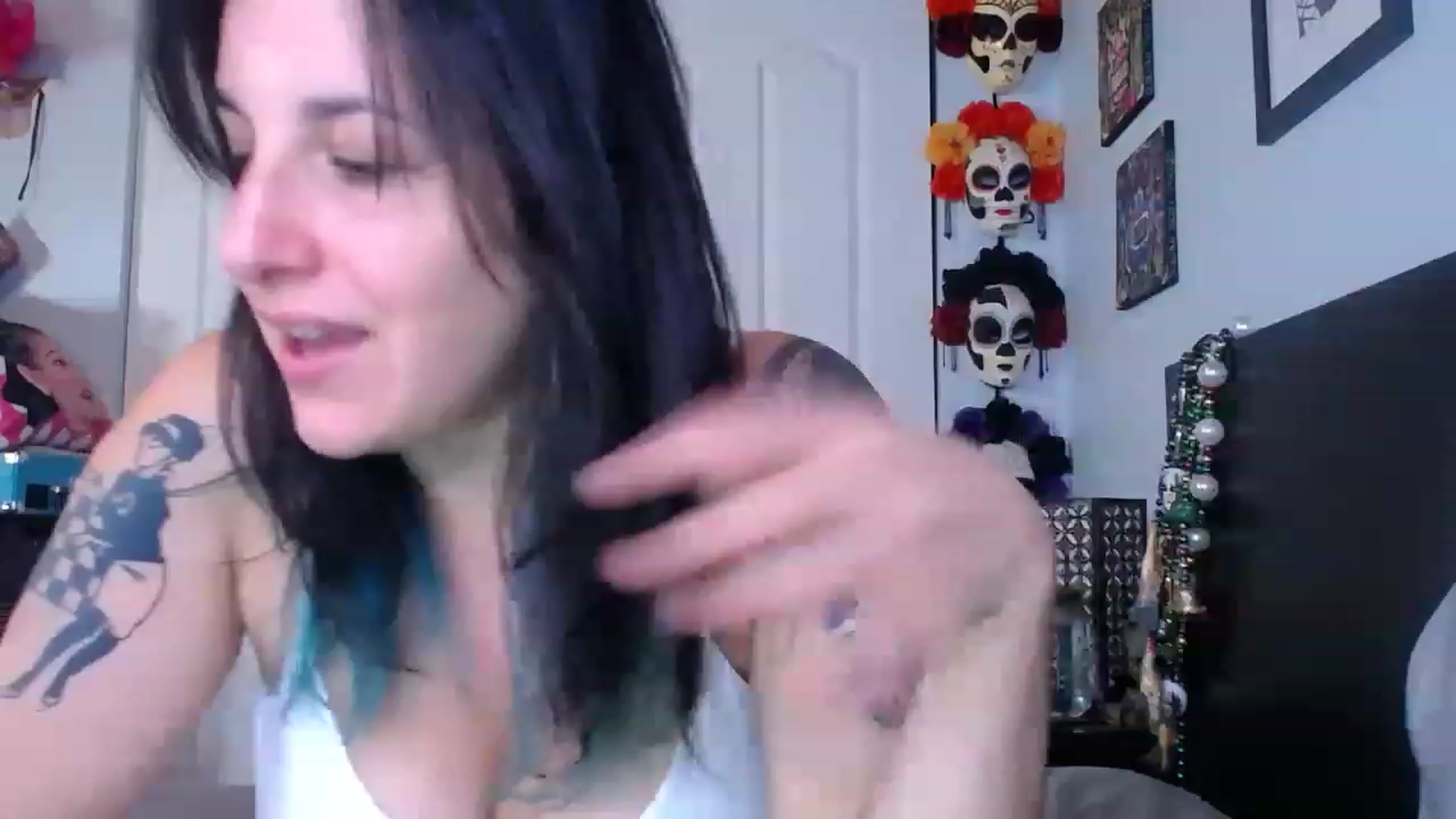 Gallery image thumbnail from abustybabe's myfreecams stream on, 07/18/2023, 20:37 image 3 of 20