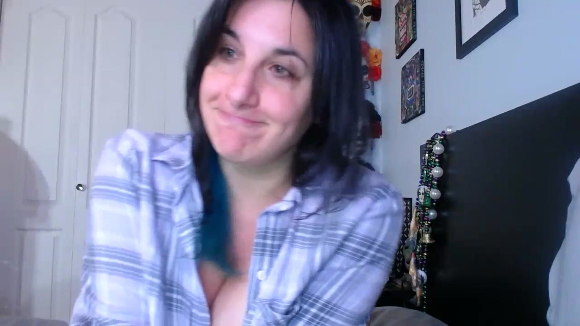 Gallery image thumbnail from abustybabe's myfreecams stream on, 07/18/2023, 22:06 image 20 of 20