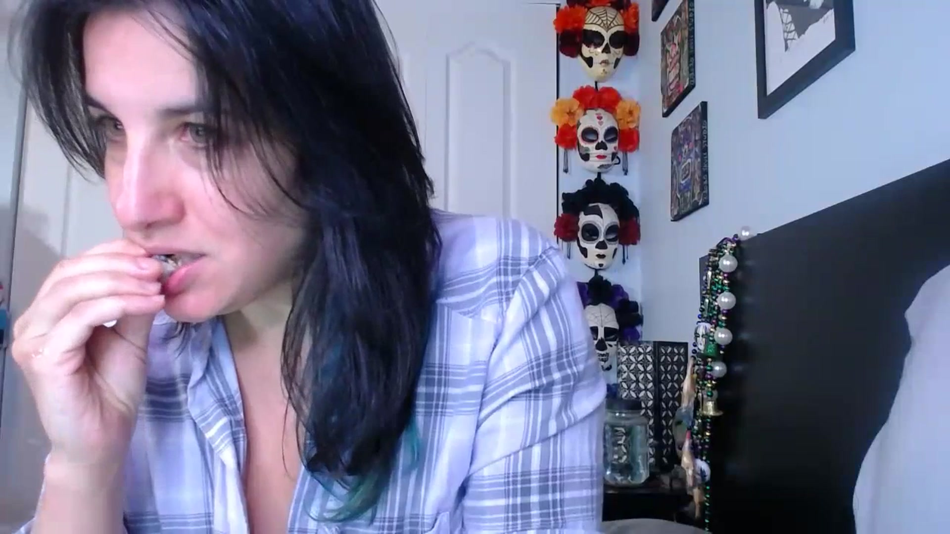 Gallery image thumbnail from abustybabe's myfreecams stream on, 07/18/2023, 22:06 image 11 of 20