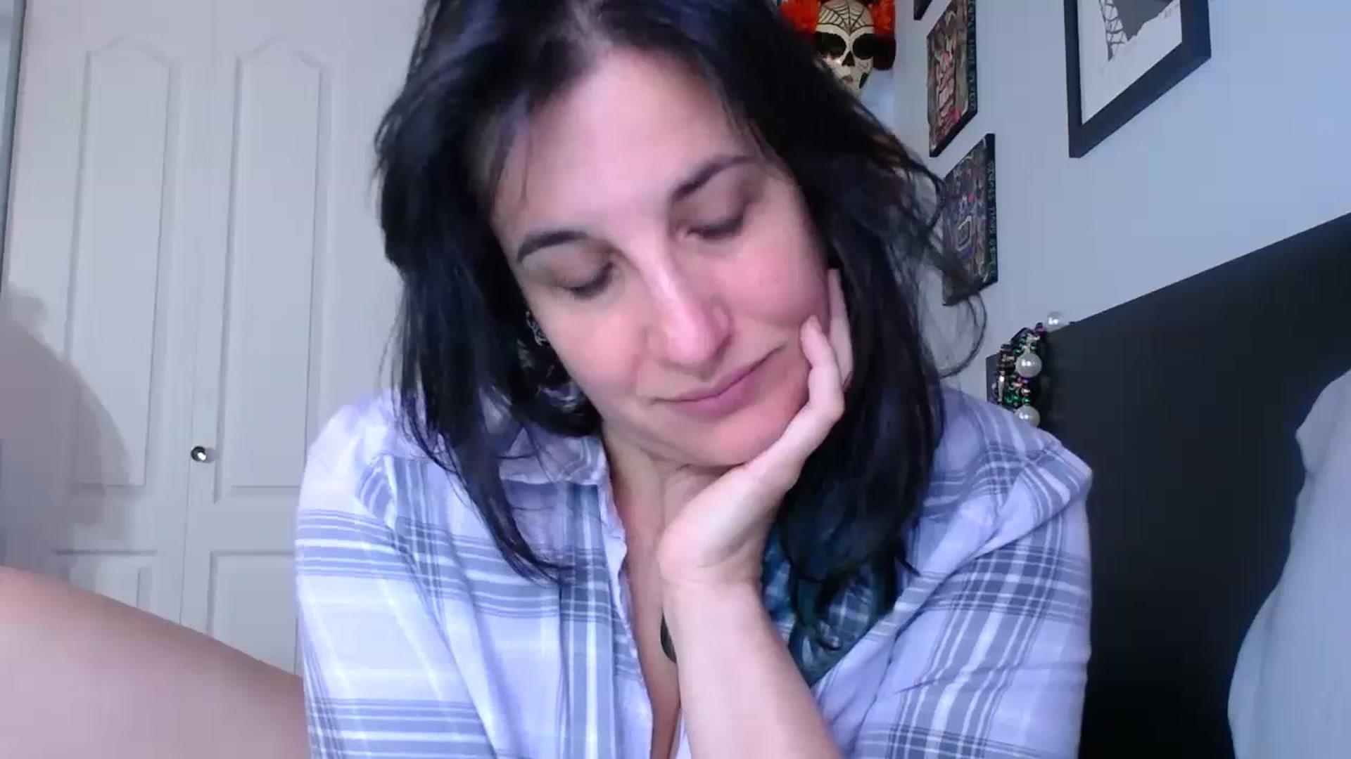 Gallery image thumbnail from abustybabe's myfreecams stream on, 07/18/2023, 22:06 image 18 of 20