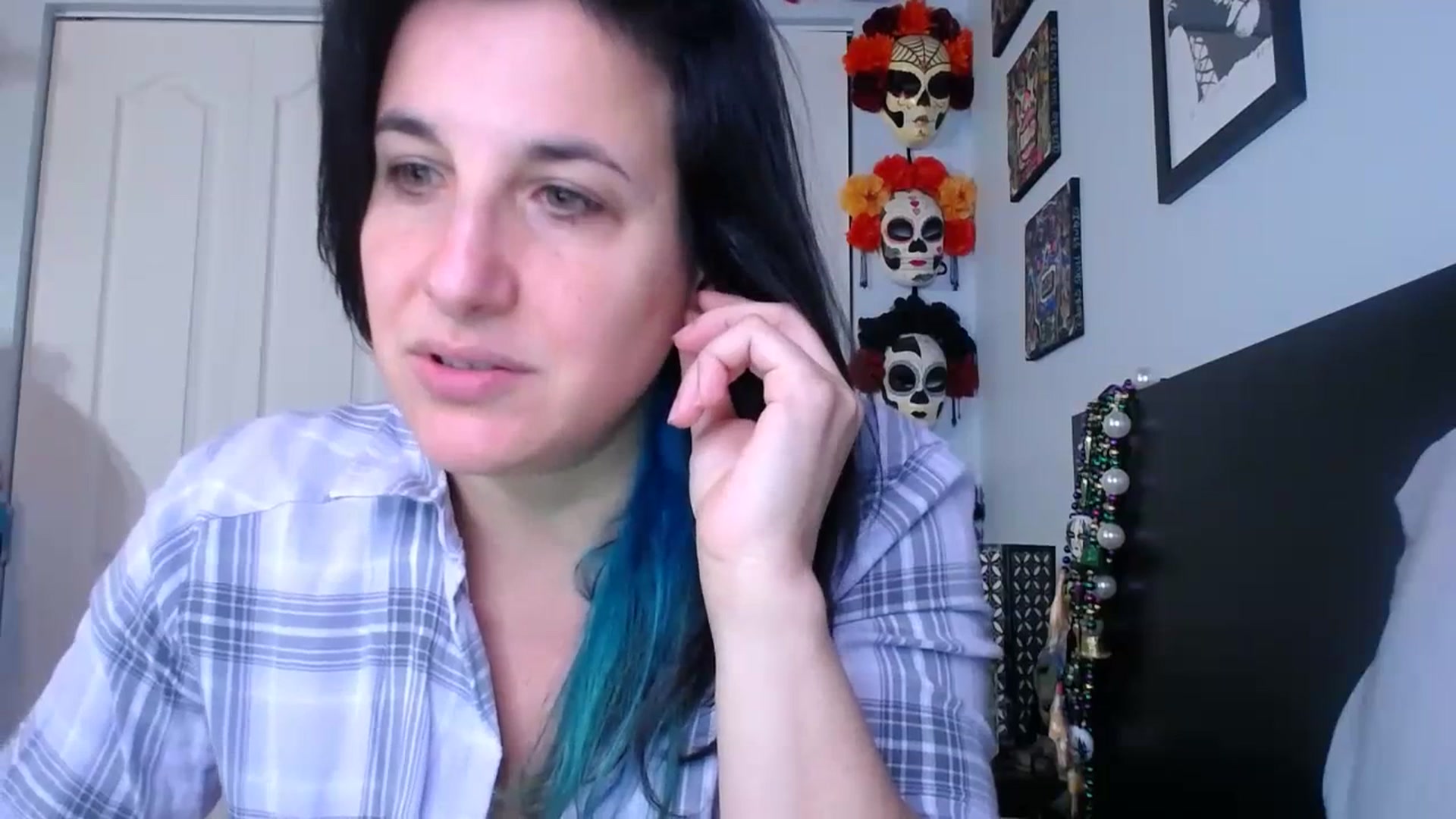Gallery image thumbnail from abustybabe's myfreecams stream on, 07/18/2023, 22:06 image 14 of 20