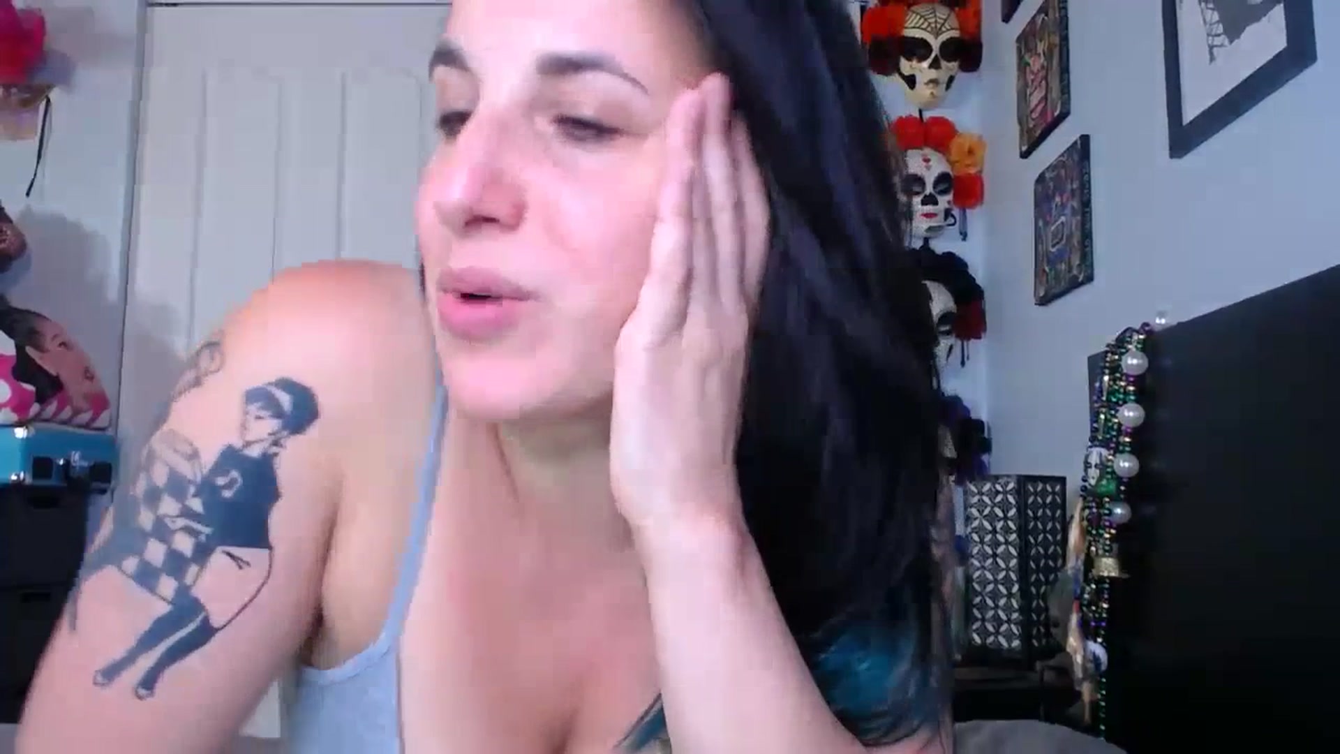 Gallery image thumbnail from abustybabe's myfreecams stream on, 07/19/2023, 20:51 image 5 of 20