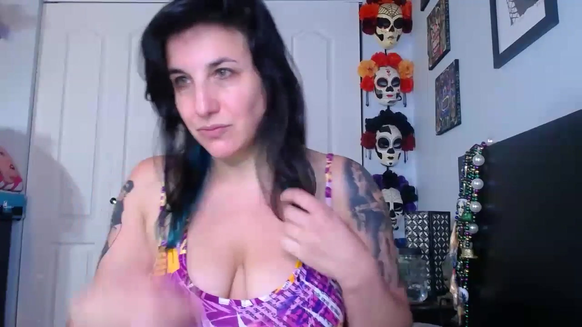 Gallery image thumbnail from abustybabe's myfreecams stream on, 07/20/2023, 21:01 image 3 of 20