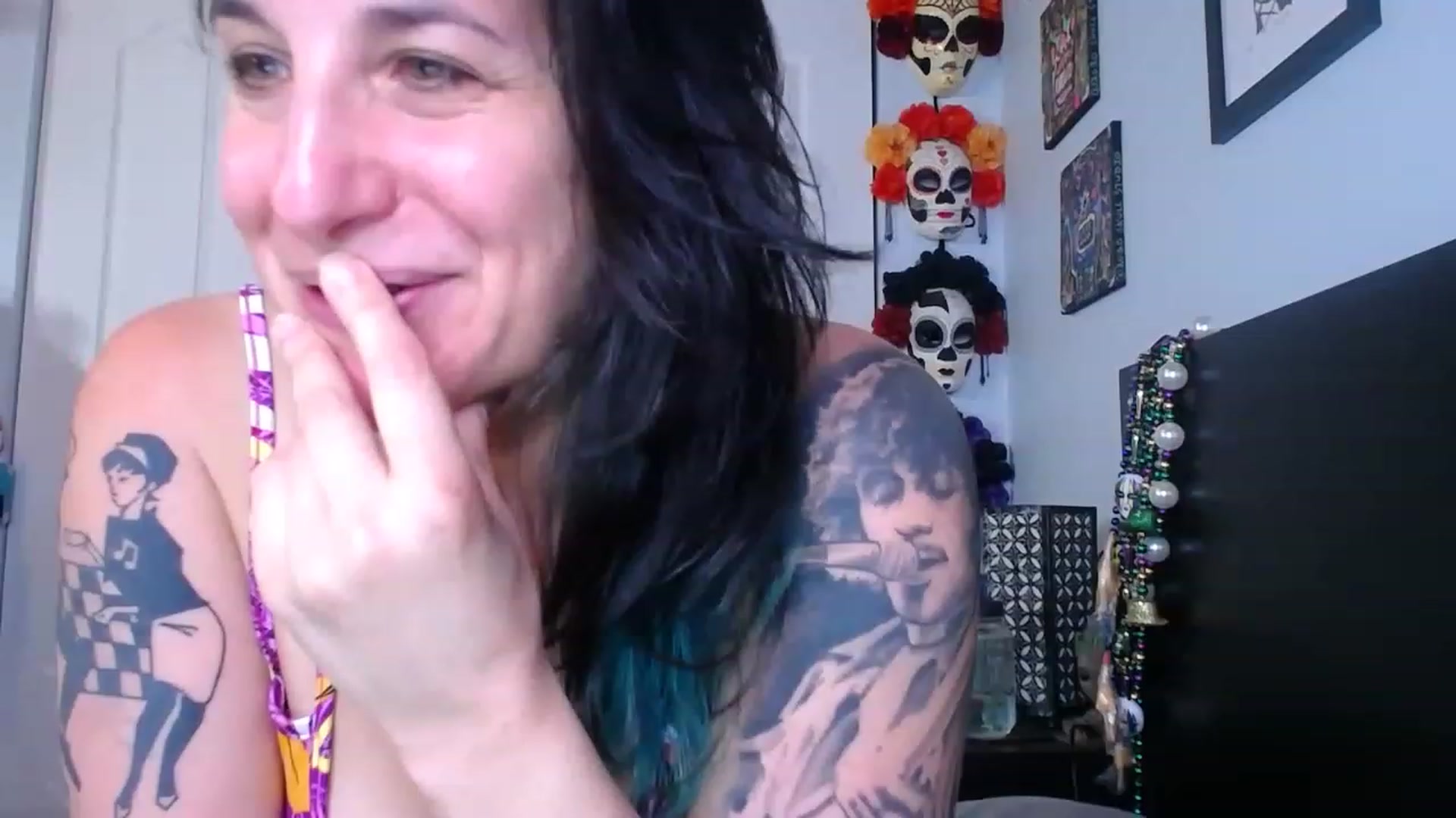 Gallery image thumbnail from abustybabe's myfreecams stream on, 07/20/2023, 21:22 image 19 of 20
