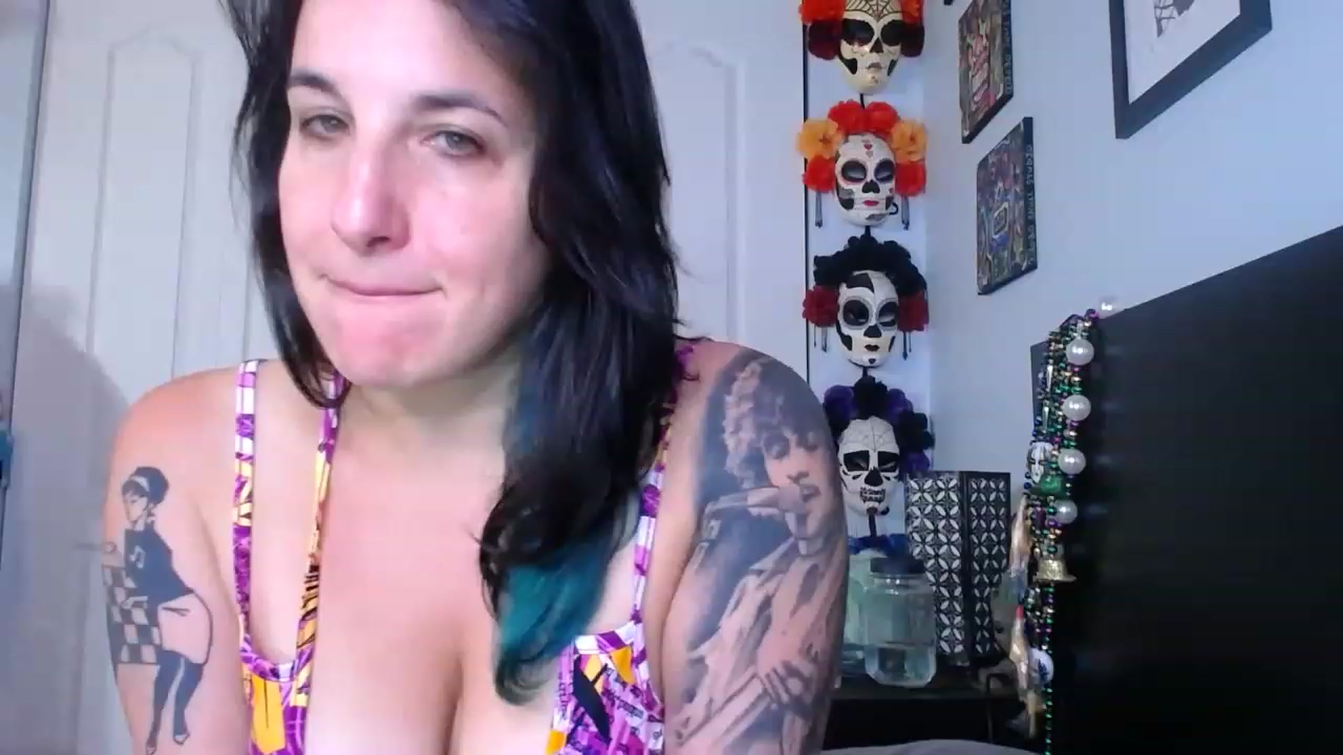 Gallery image thumbnail from abustybabe's myfreecams stream on, 07/20/2023, 21:22 image 11 of 20