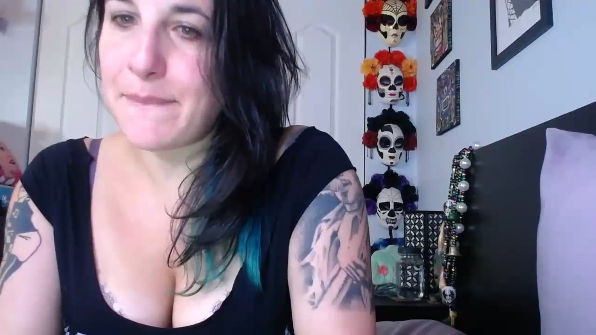 Gallery image thumbnail from abustybabe's myfreecams stream on, 07/26/2023, 18:59 image 7 of 20