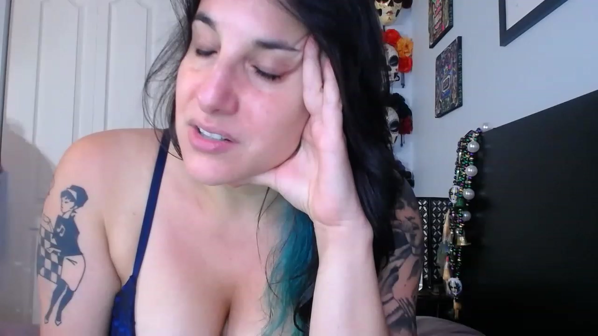 Gallery image thumbnail from abustybabe's myfreecams stream on, 08/03/2023, 20:45 image 12 of 20
