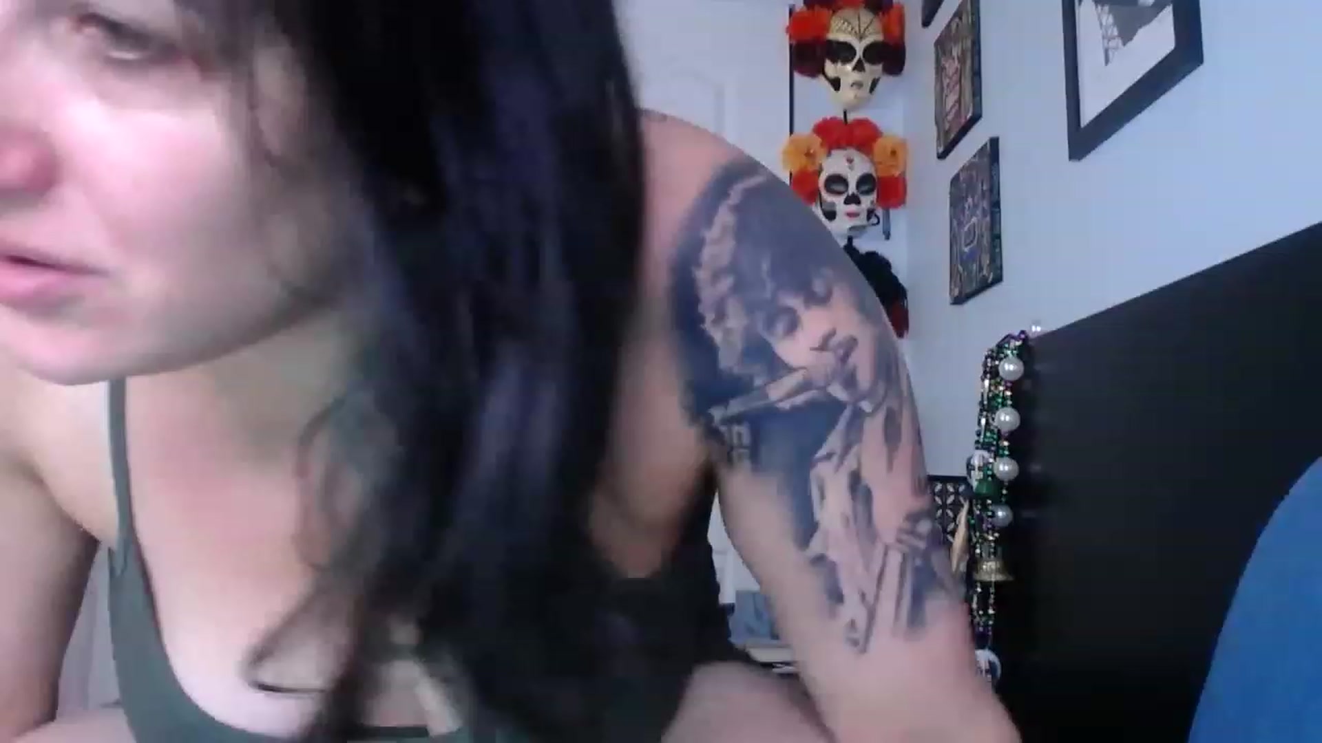 Gallery image thumbnail from abustybabe's myfreecams stream on, 08/09/2023, 21:13 image 8 of 20