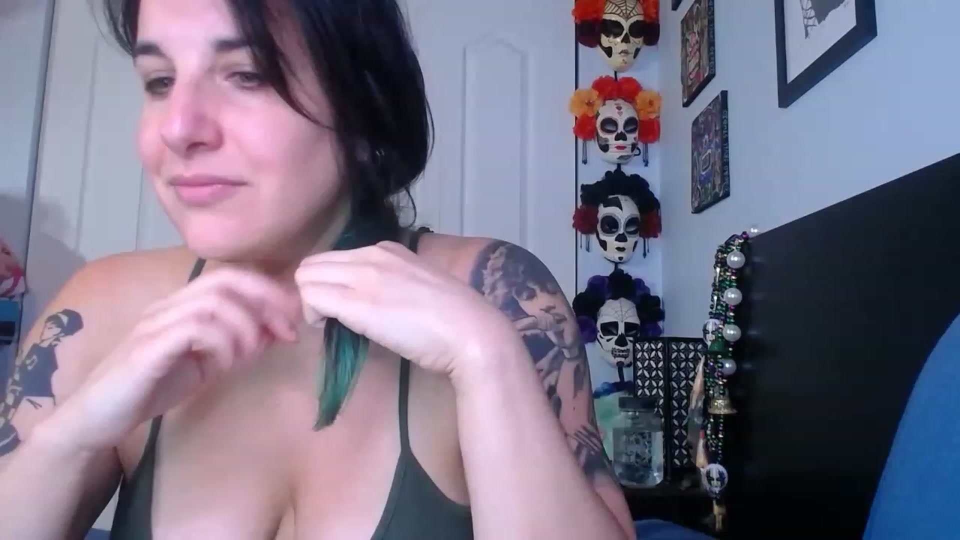 Gallery image thumbnail from abustybabe's myfreecams stream on, 08/09/2023, 21:13 image 6 of 20