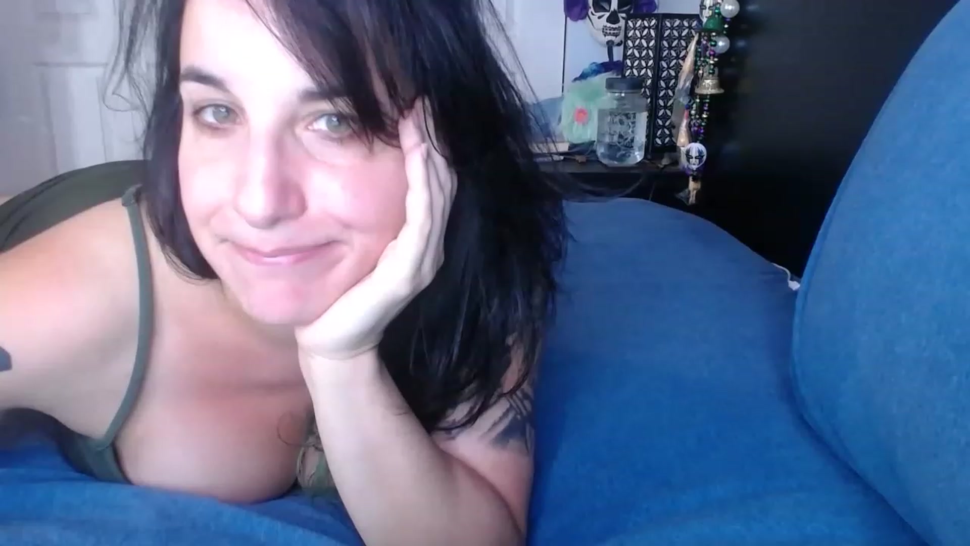 Gallery image thumbnail from abustybabe's myfreecams stream on, 08/09/2023, 21:13 image 15 of 20
