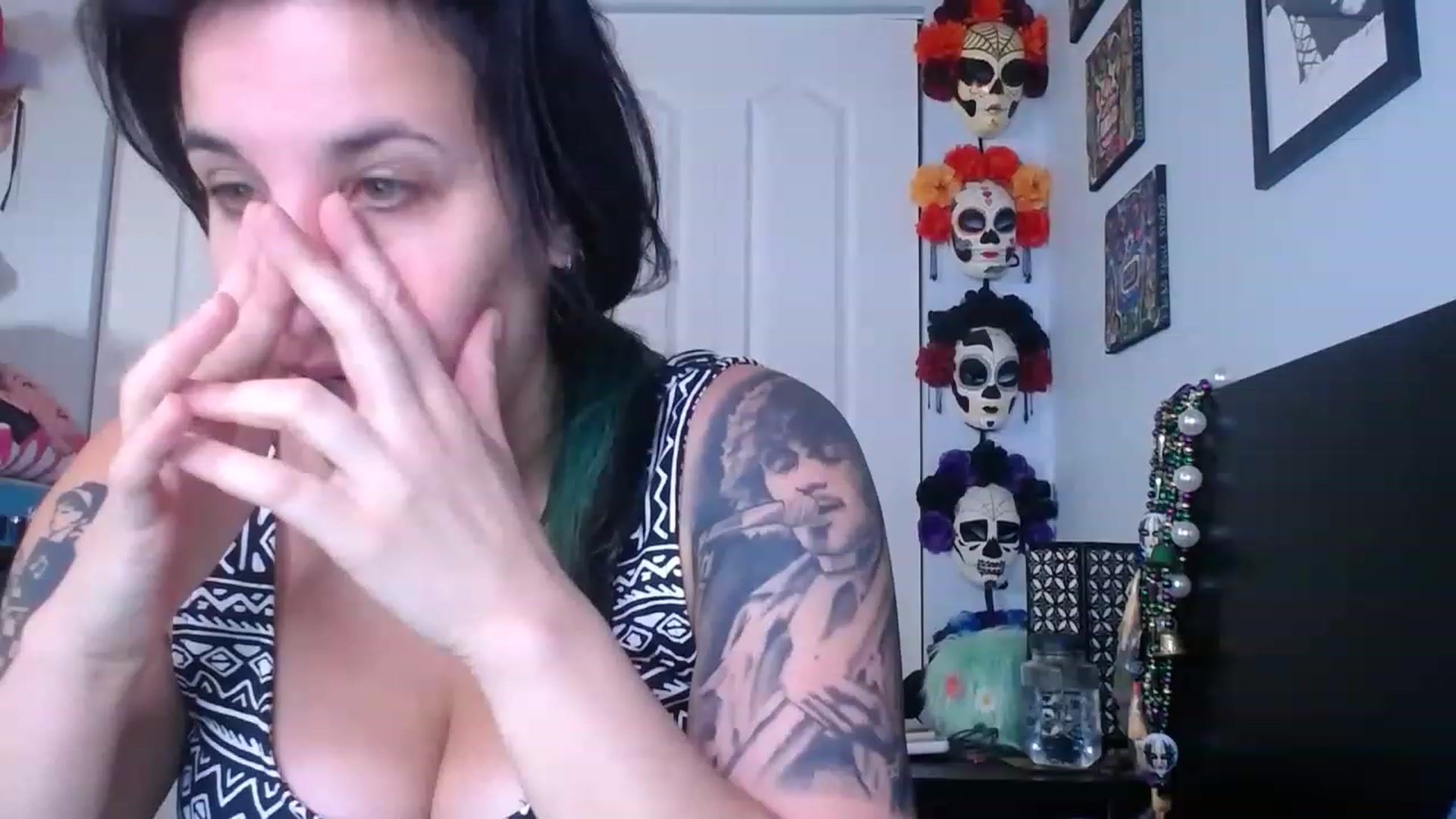 Gallery image thumbnail from abustybabe's myfreecams stream on, 08/15/2023, 21:18 image 5 of 20