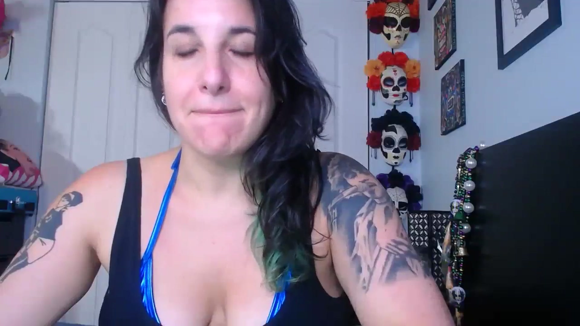 Gallery image thumbnail from abustybabe's myfreecams stream on, 08/16/2023, 22:06 image 5 of 20