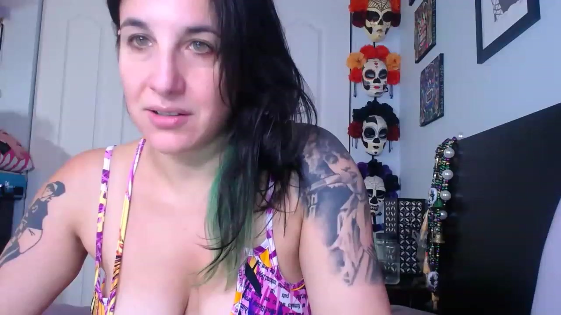 Gallery image thumbnail from abustybabe's myfreecams stream on, 08/22/2023, 16:40 image 19 of 20