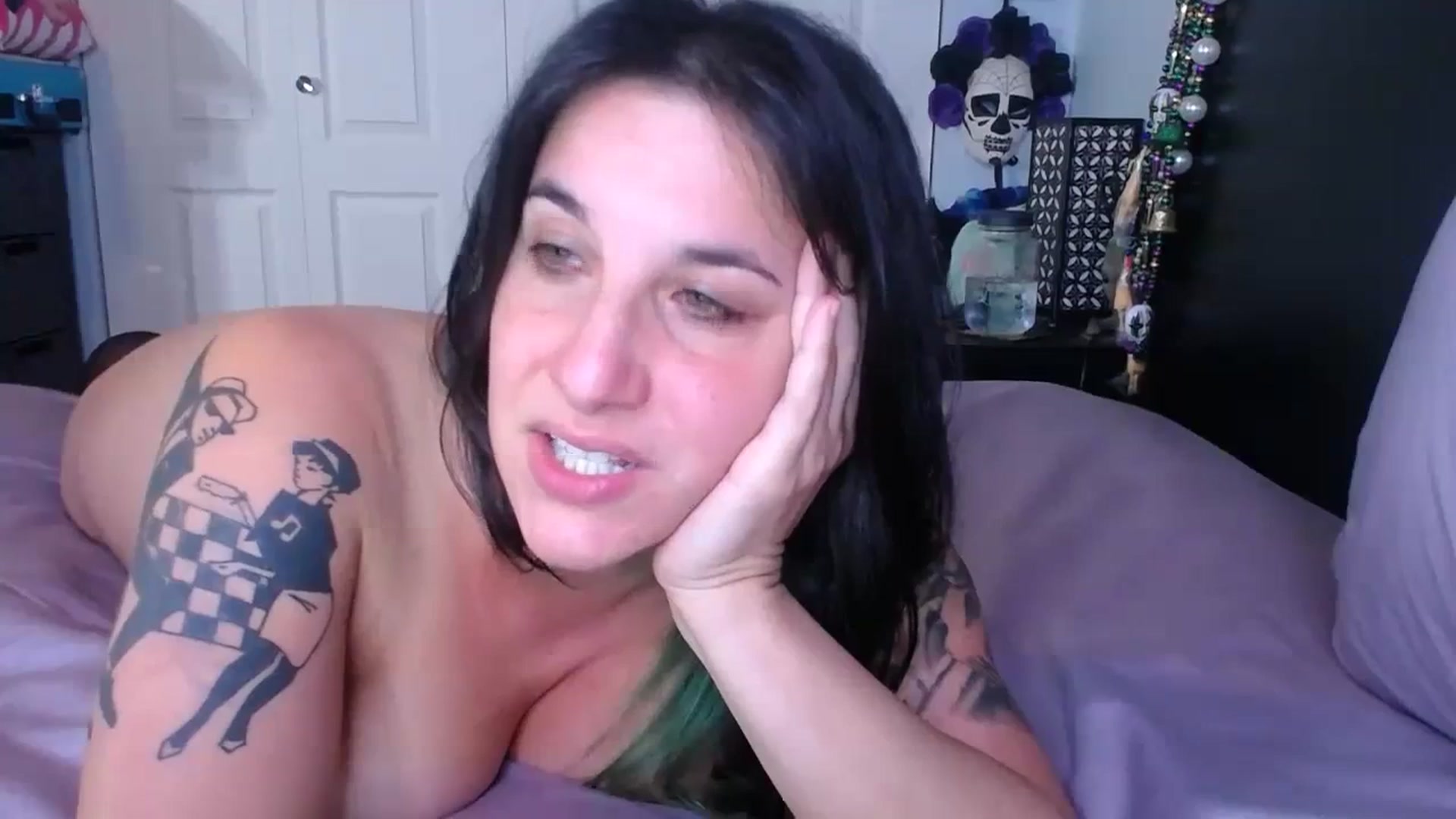 Gallery image thumbnail from abustybabe's myfreecams stream on, 08/23/2023, 22:16 image 19 of 20
