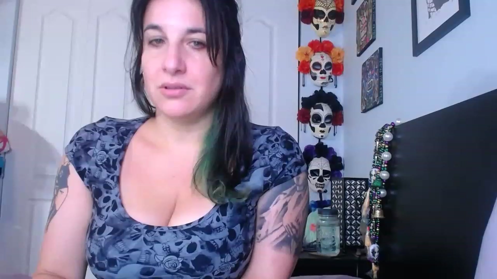 Gallery image thumbnail from abustybabe's myfreecams stream on, 08/24/2023, 19:08 image 10 of 20