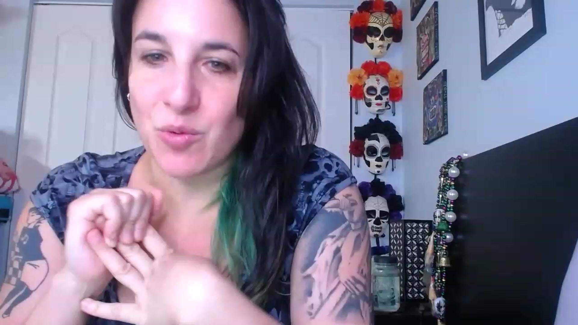 Gallery image thumbnail from abustybabe's myfreecams stream on, 08/24/2023, 19:08 image 4 of 20