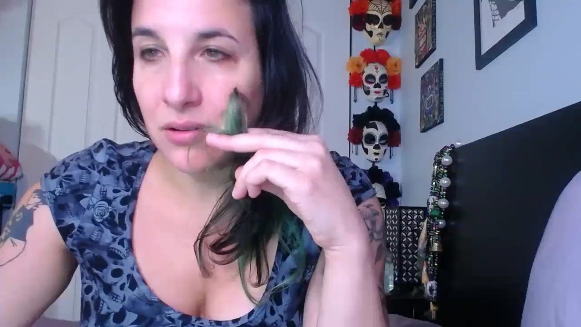 Gallery image thumbnail from abustybabe's myfreecams stream on, 08/24/2023, 20:39 image 5 of 20