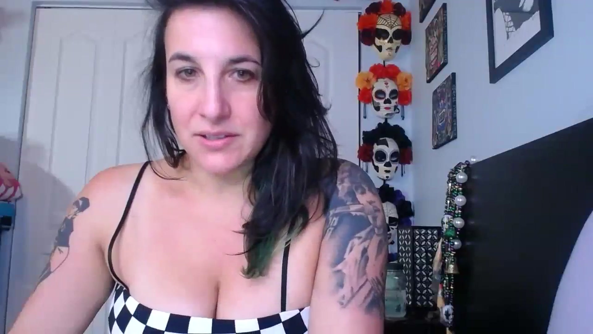 Gallery image thumbnail from abustybabe's myfreecams stream on, 08/24/2023, 20:55 image 15 of 20