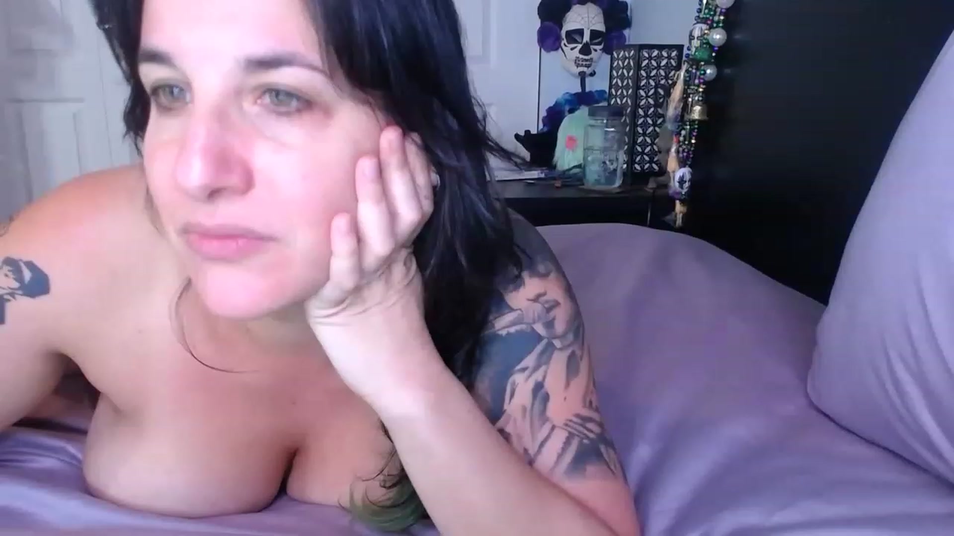 Gallery image thumbnail from abustybabe's myfreecams stream on, 08/25/2023, 21:58 image 16 of 20