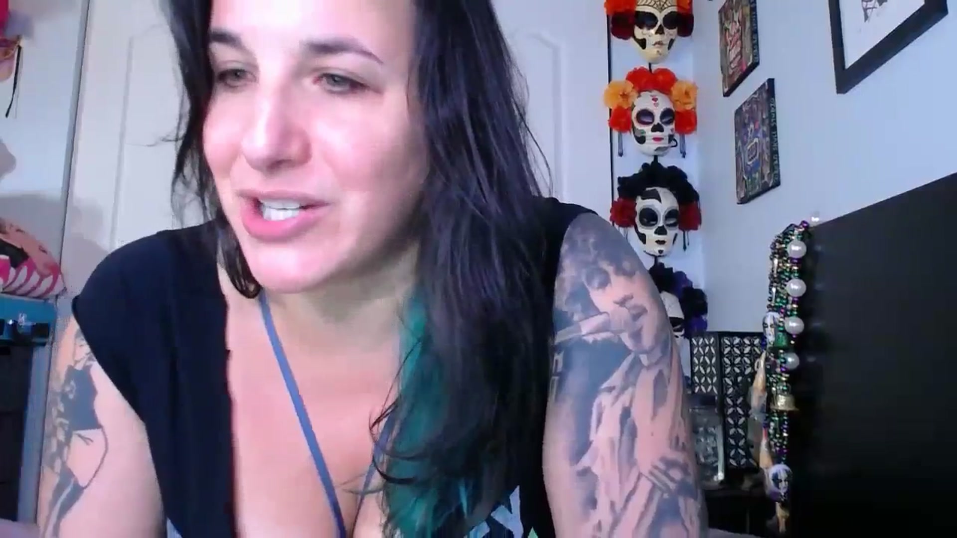 Gallery image thumbnail from abustybabe's myfreecams stream on, 08/29/2023, 21:58 image 7 of 20
