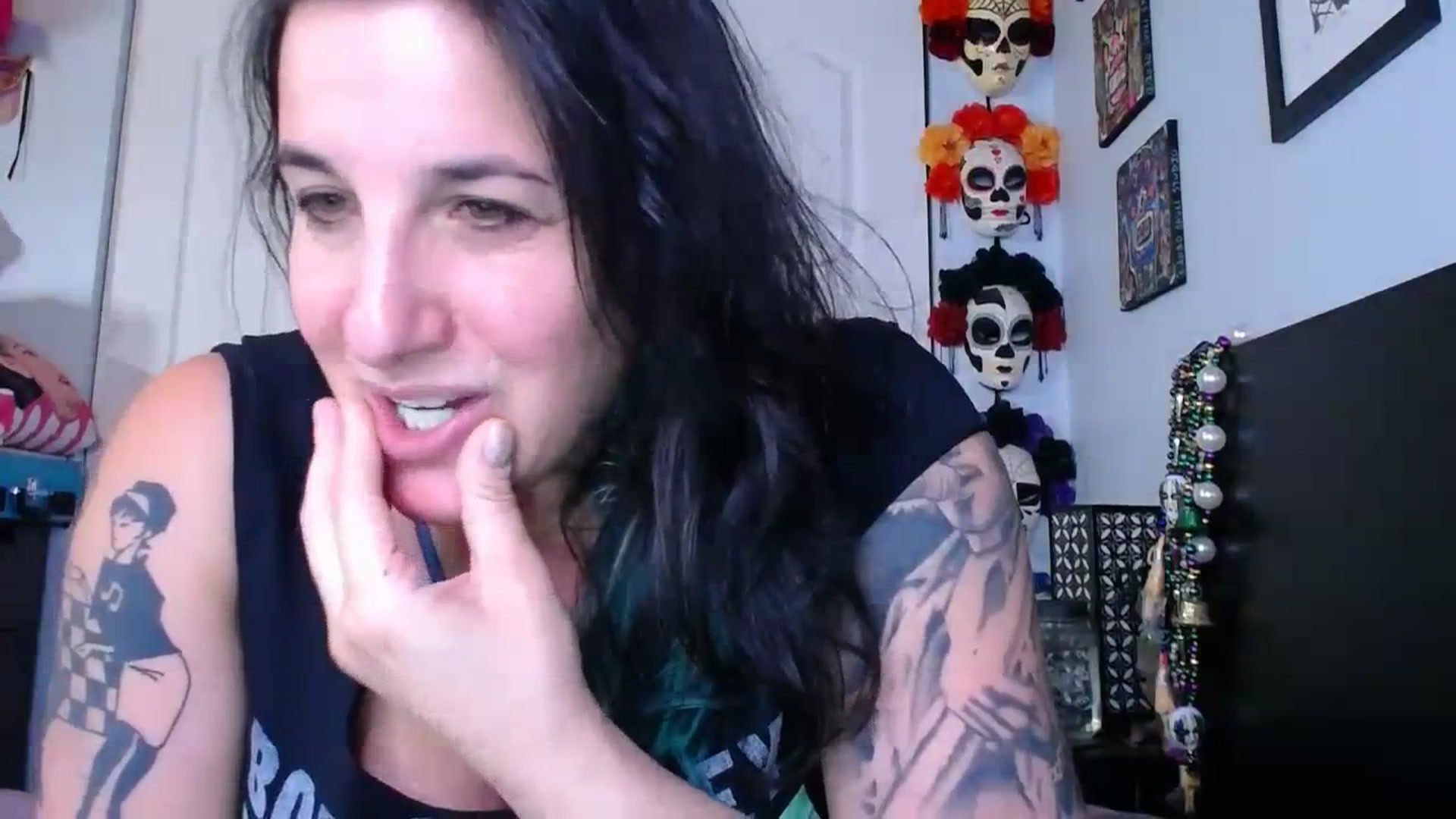 Gallery image thumbnail from abustybabe's myfreecams stream on, 08/29/2023, 21:58 image 10 of 20