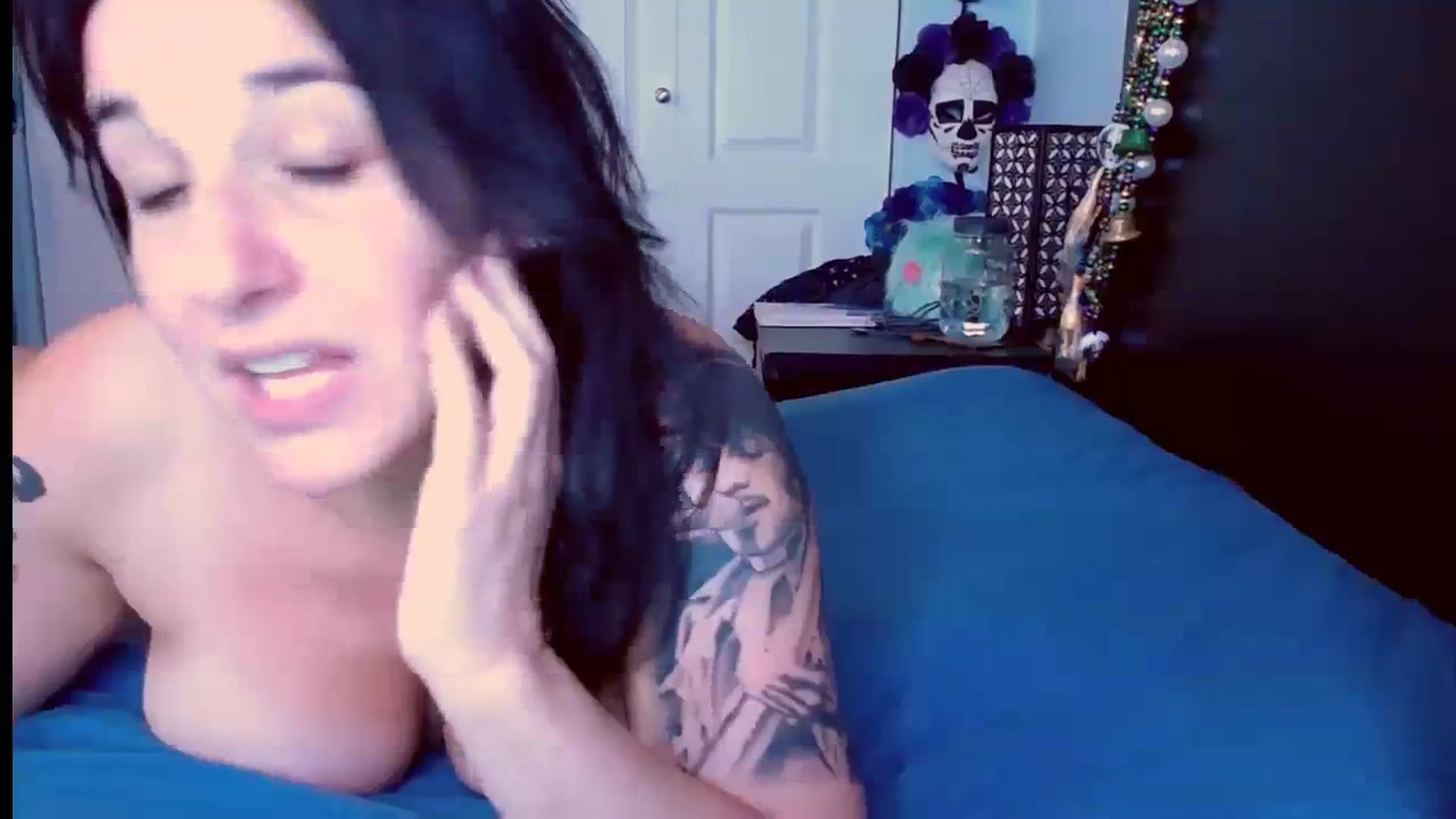 Gallery image thumbnail from abustybabe's myfreecams stream on, 09/08/2023, 22:24 image 13 of 20
