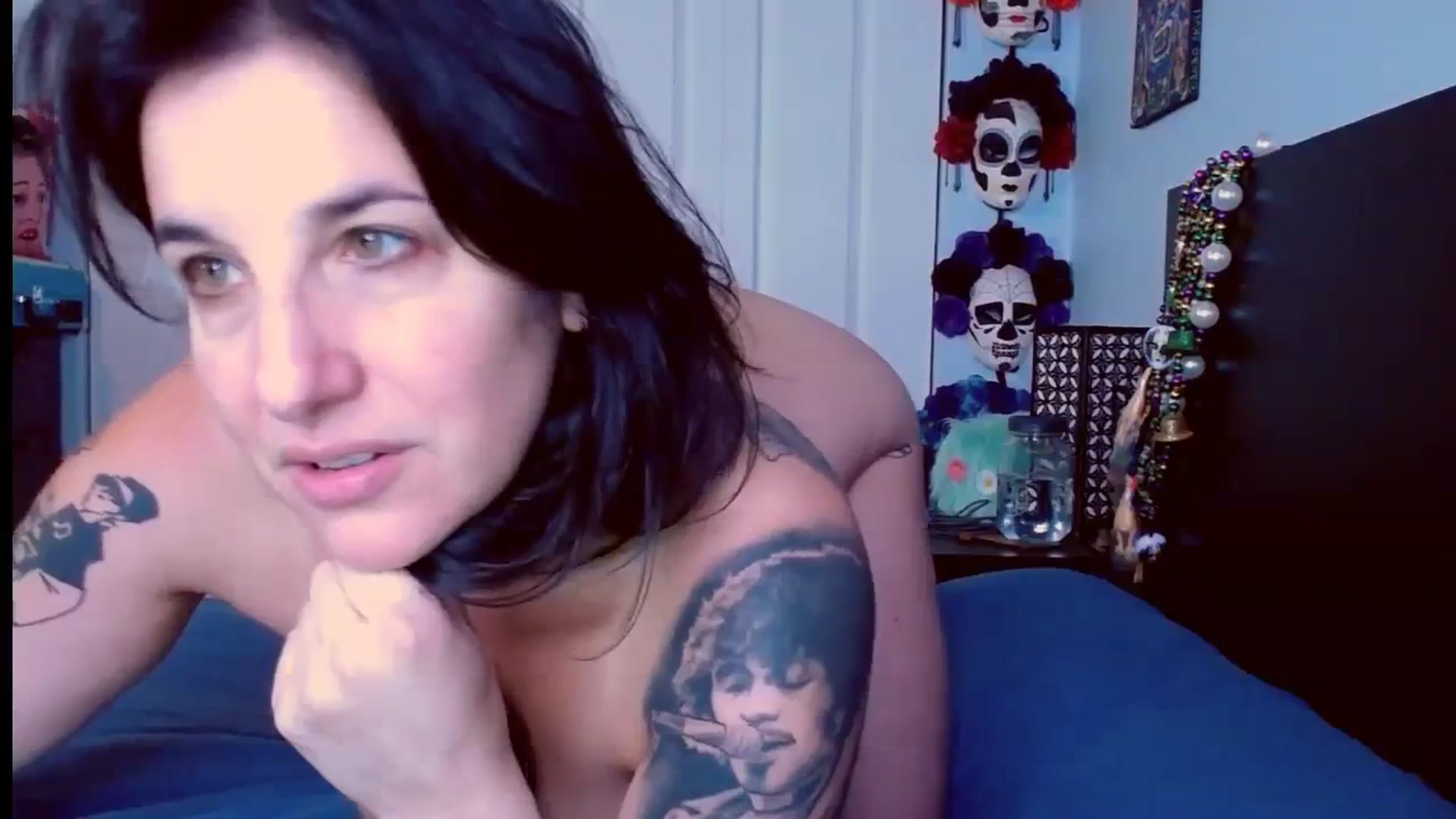 Gallery image thumbnail from abustybabe's myfreecams stream on, 09/08/2023, 22:24 image 3 of 20