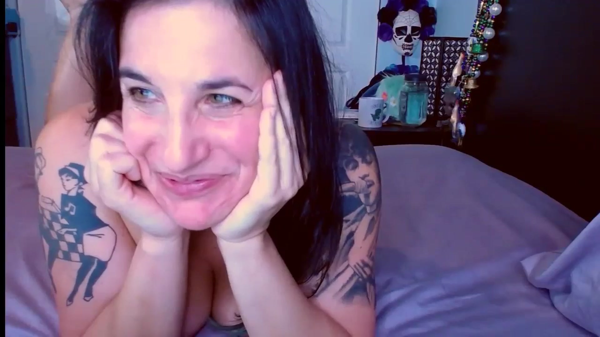 Gallery image thumbnail from abustybabe's myfreecams stream on, 09/12/2023, 22:11 image 17 of 20