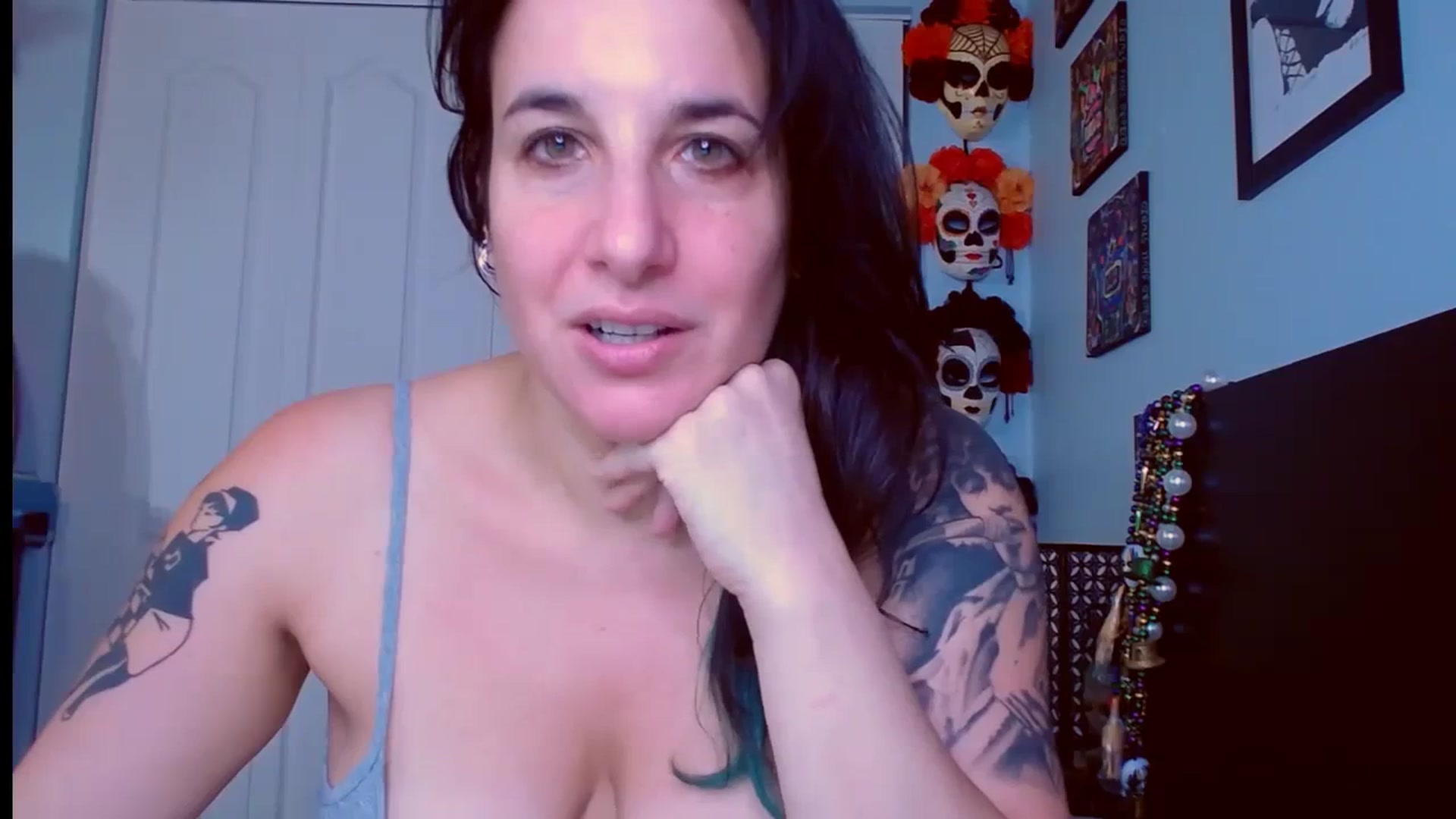 Gallery image thumbnail from abustybabe's myfreecams stream on, 09/14/2023, 19:54 image 14 of 20