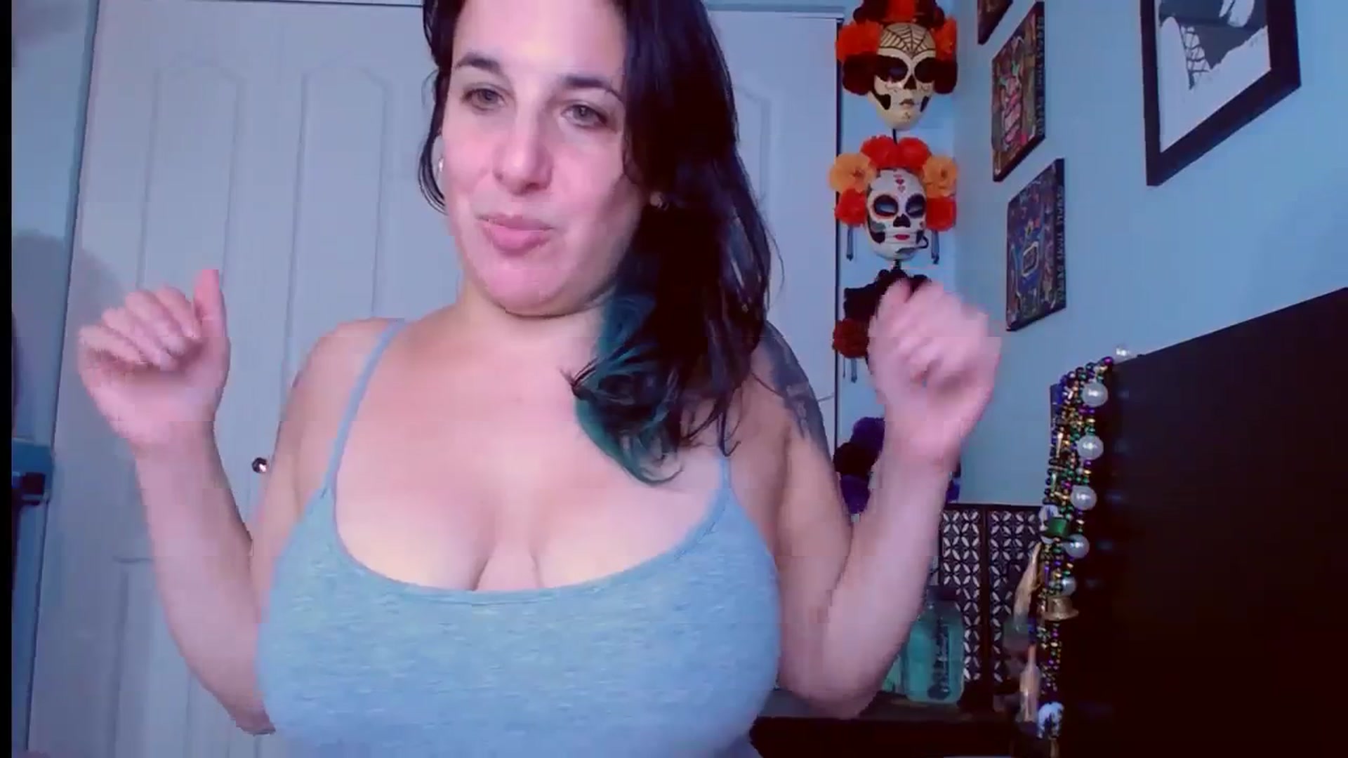 Gallery image thumbnail from abustybabe's myfreecams stream on, 09/14/2023, 19:54 image 16 of 20