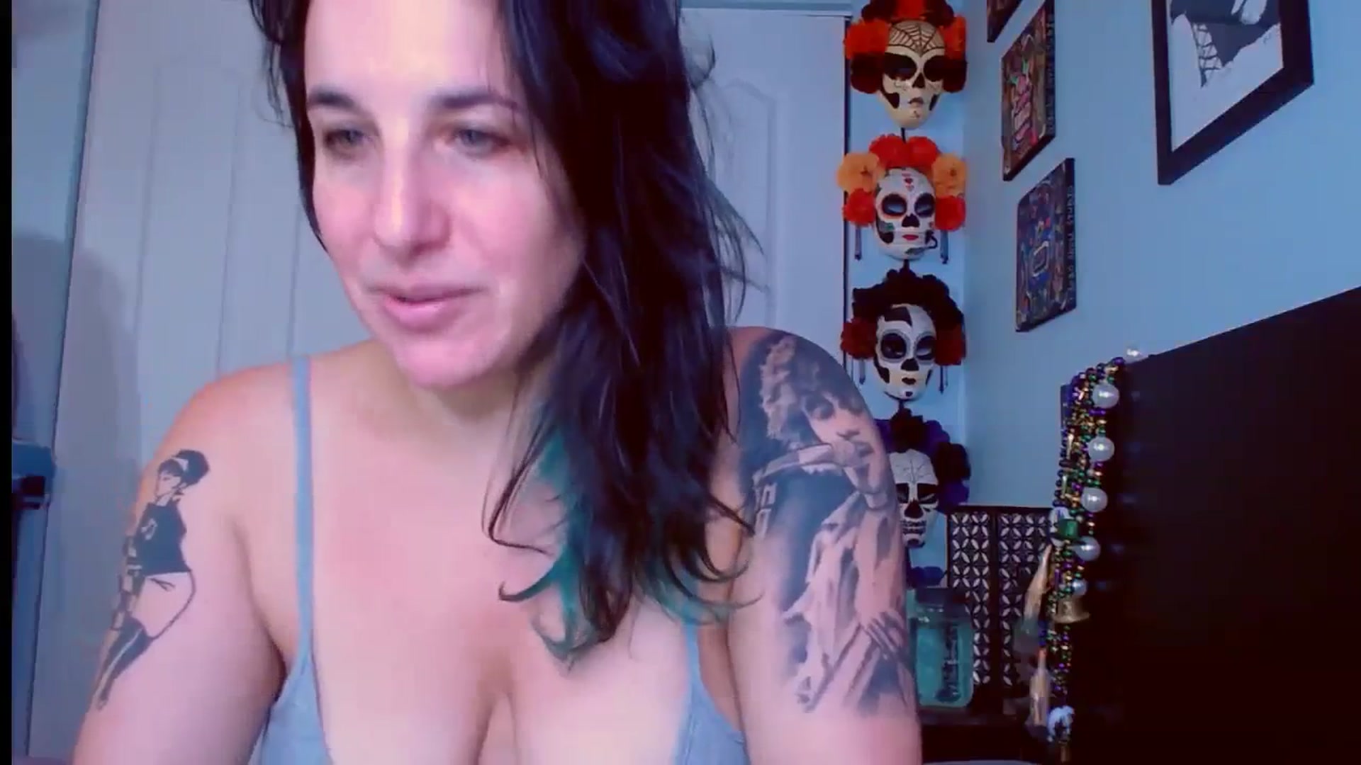 Gallery image thumbnail from abustybabe's myfreecams stream on, 09/14/2023, 19:54 image 17 of 20