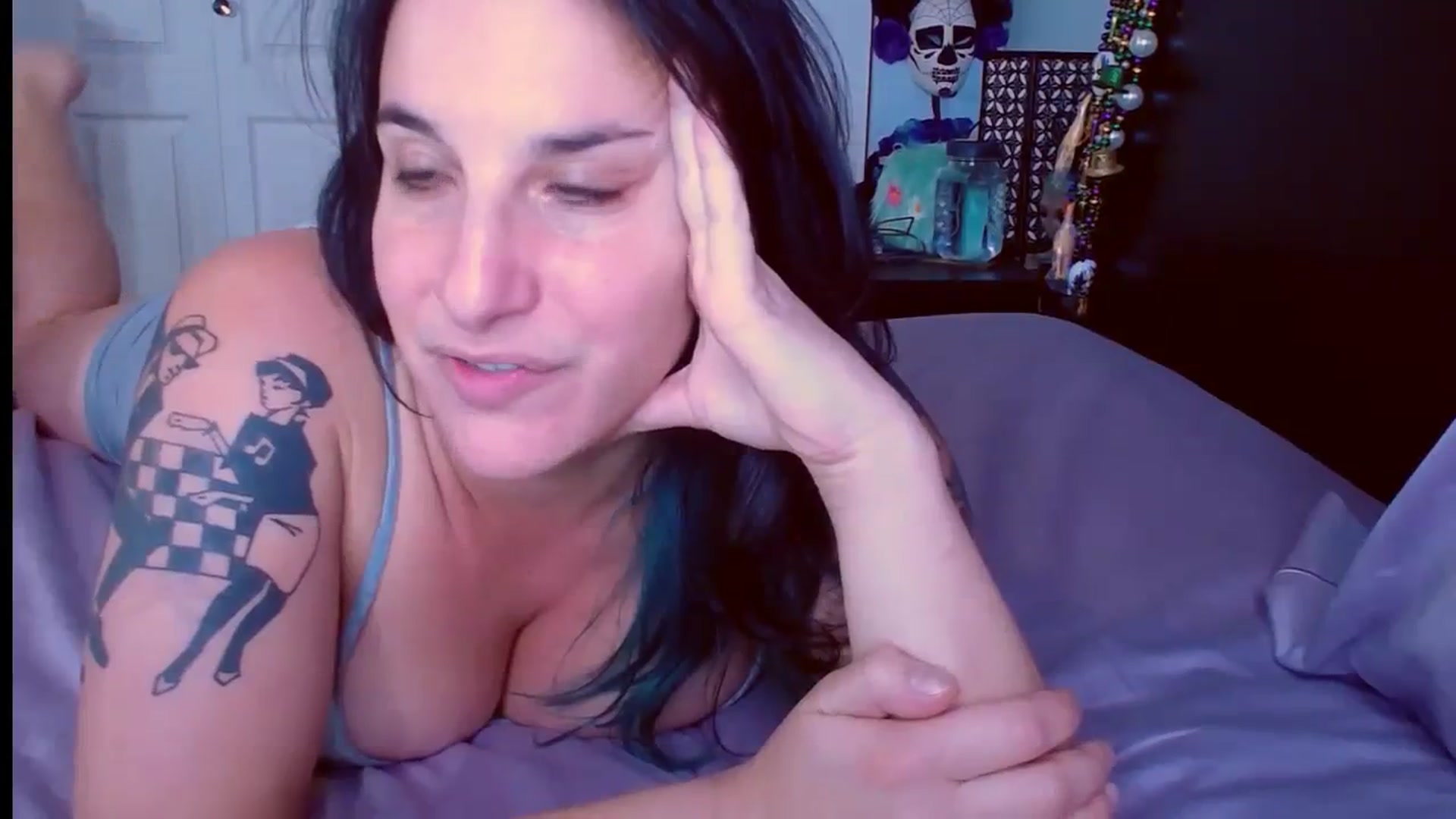 Gallery image thumbnail from abustybabe's myfreecams stream on, 09/14/2023, 21:52 image 16 of 20