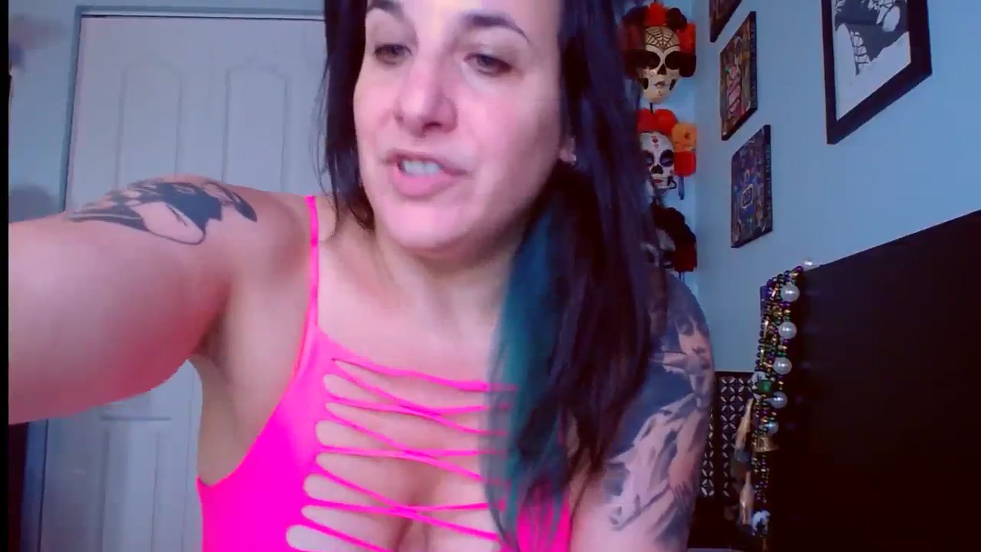 Gallery image thumbnail from abustybabe's myfreecams stream on, 09/15/2023, 20:07 image 2 of 20