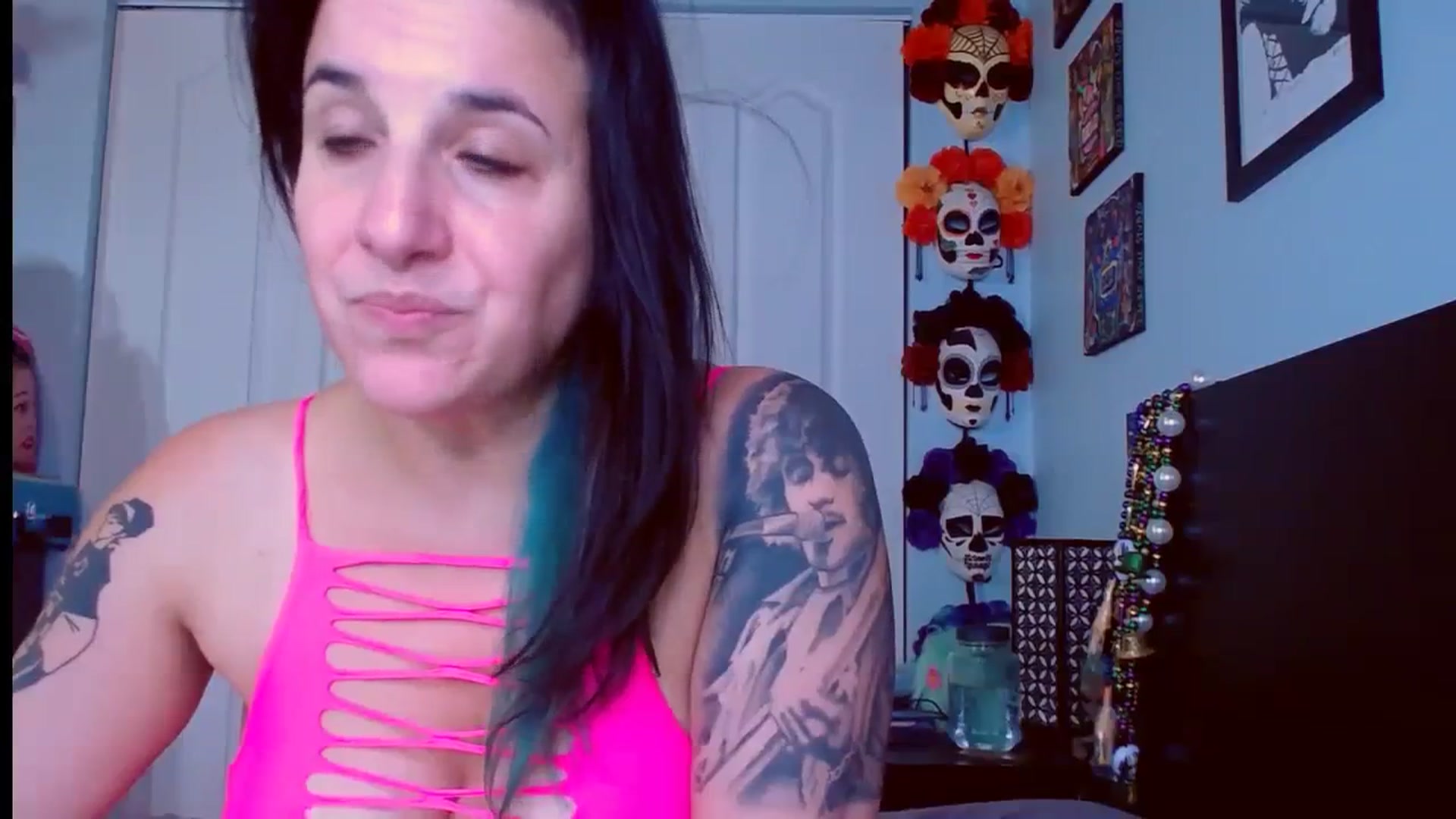Gallery image thumbnail from abustybabe's myfreecams stream on, 09/15/2023, 20:07 image 8 of 20