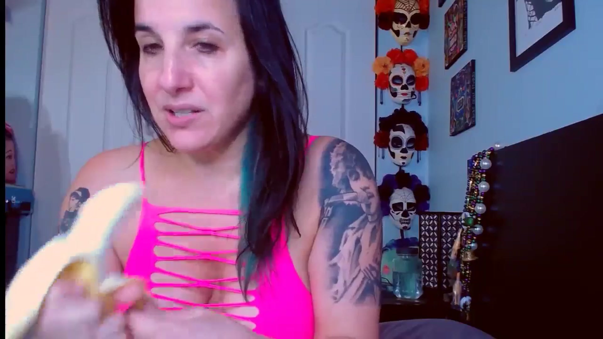 Gallery image thumbnail from abustybabe's myfreecams stream on, 09/15/2023, 20:07 image 3 of 20
