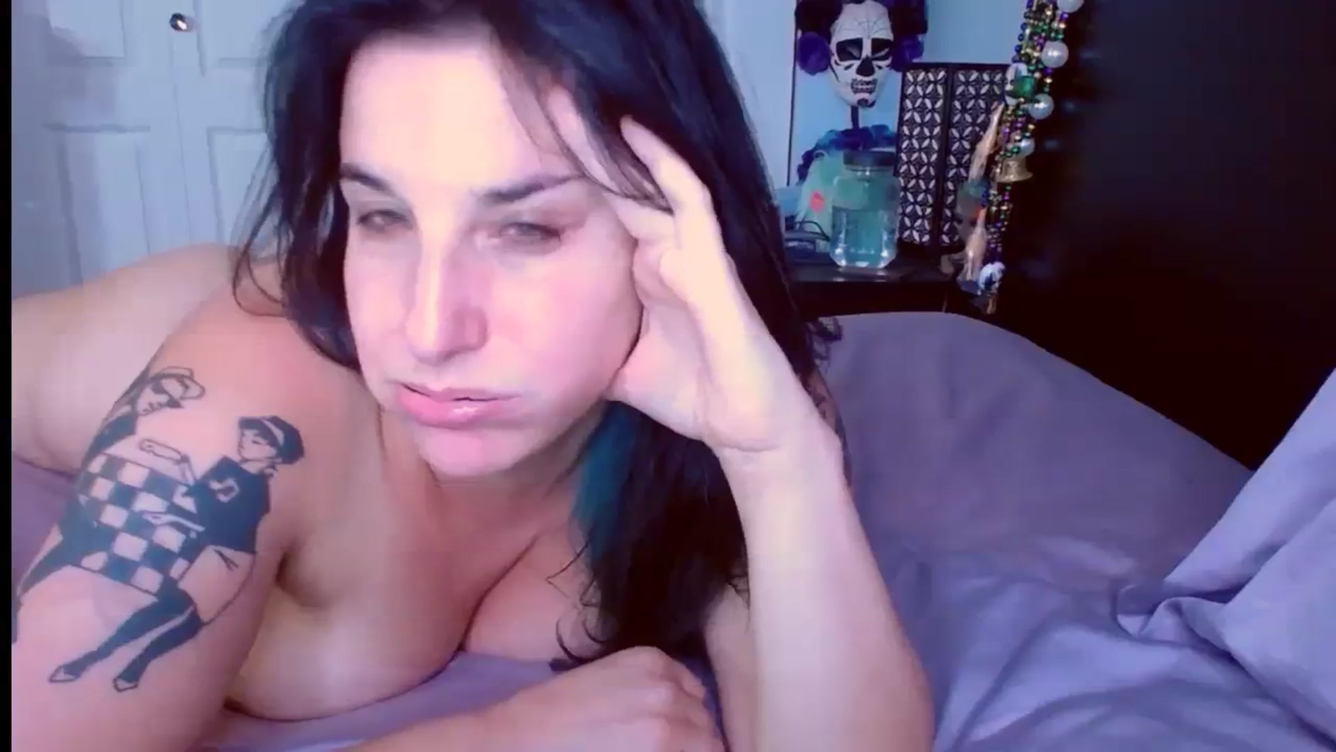 Gallery image thumbnail from abustybabe's myfreecams stream on, 09/15/2023, 21:29 image 7 of 20