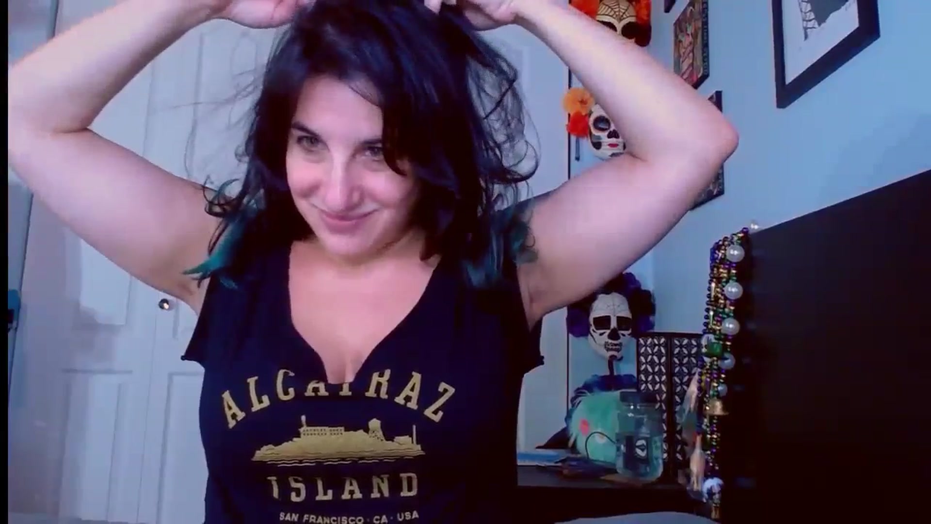 Gallery image thumbnail from abustybabe's myfreecams stream on, 09/19/2023, 20:50 image 16 of 20