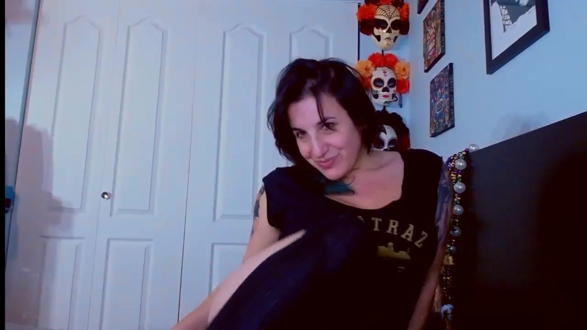 Gallery image thumbnail from abustybabe's myfreecams stream on, 09/19/2023, 20:50 image 13 of 20