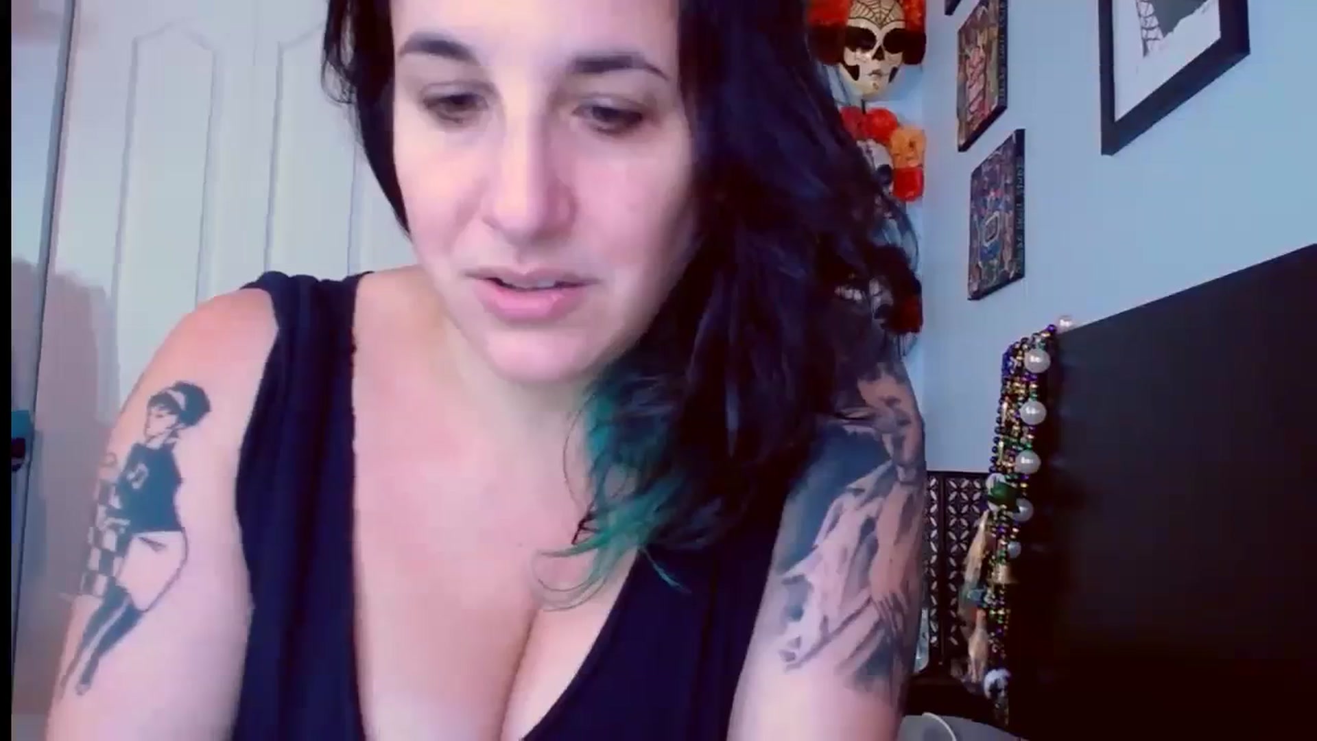Gallery image thumbnail from abustybabe's myfreecams stream on, 09/19/2023, 20:50 image 4 of 20